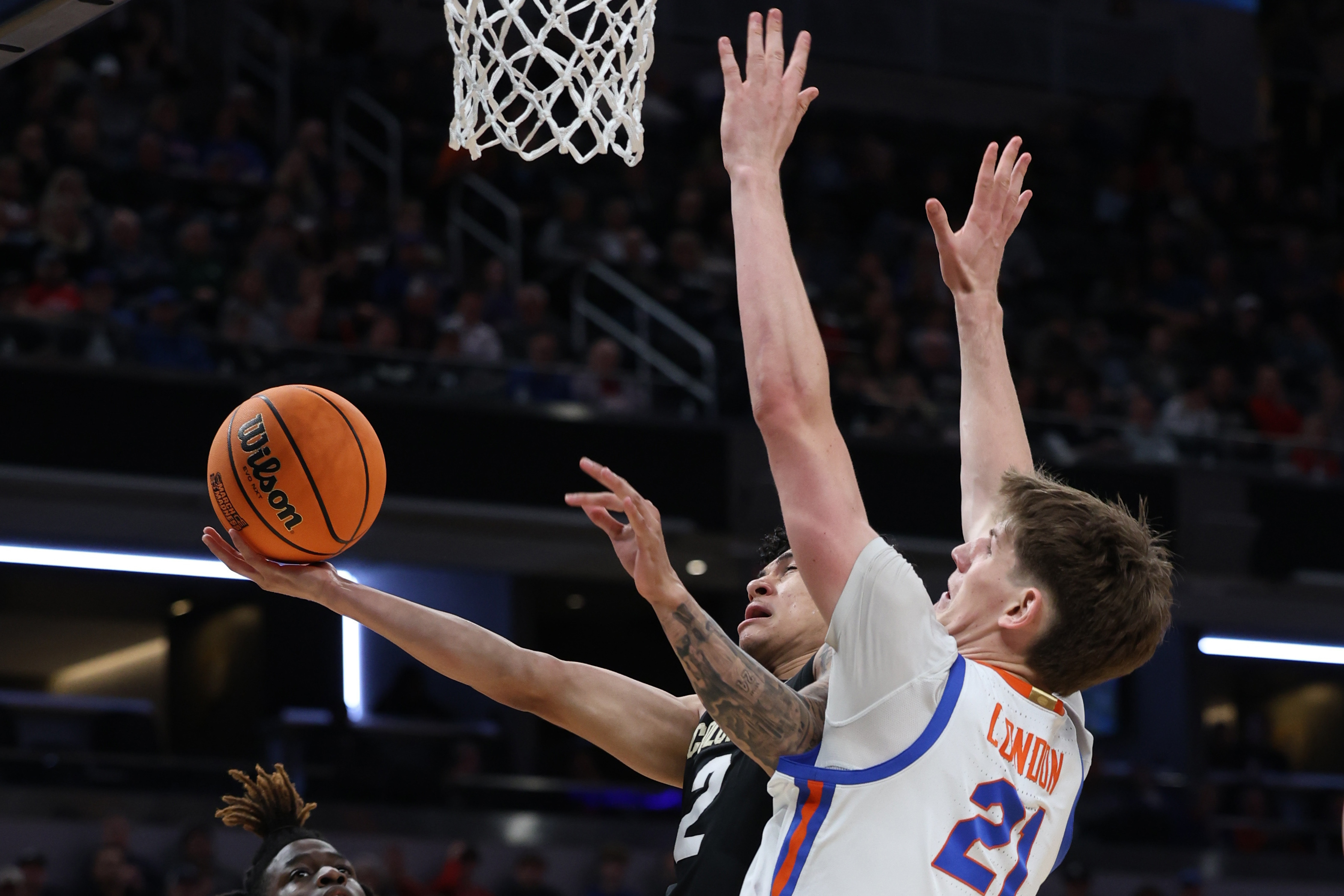 Colorado stuns Florida 102-100 on KJ Simpson's dramatic winner | Reuters