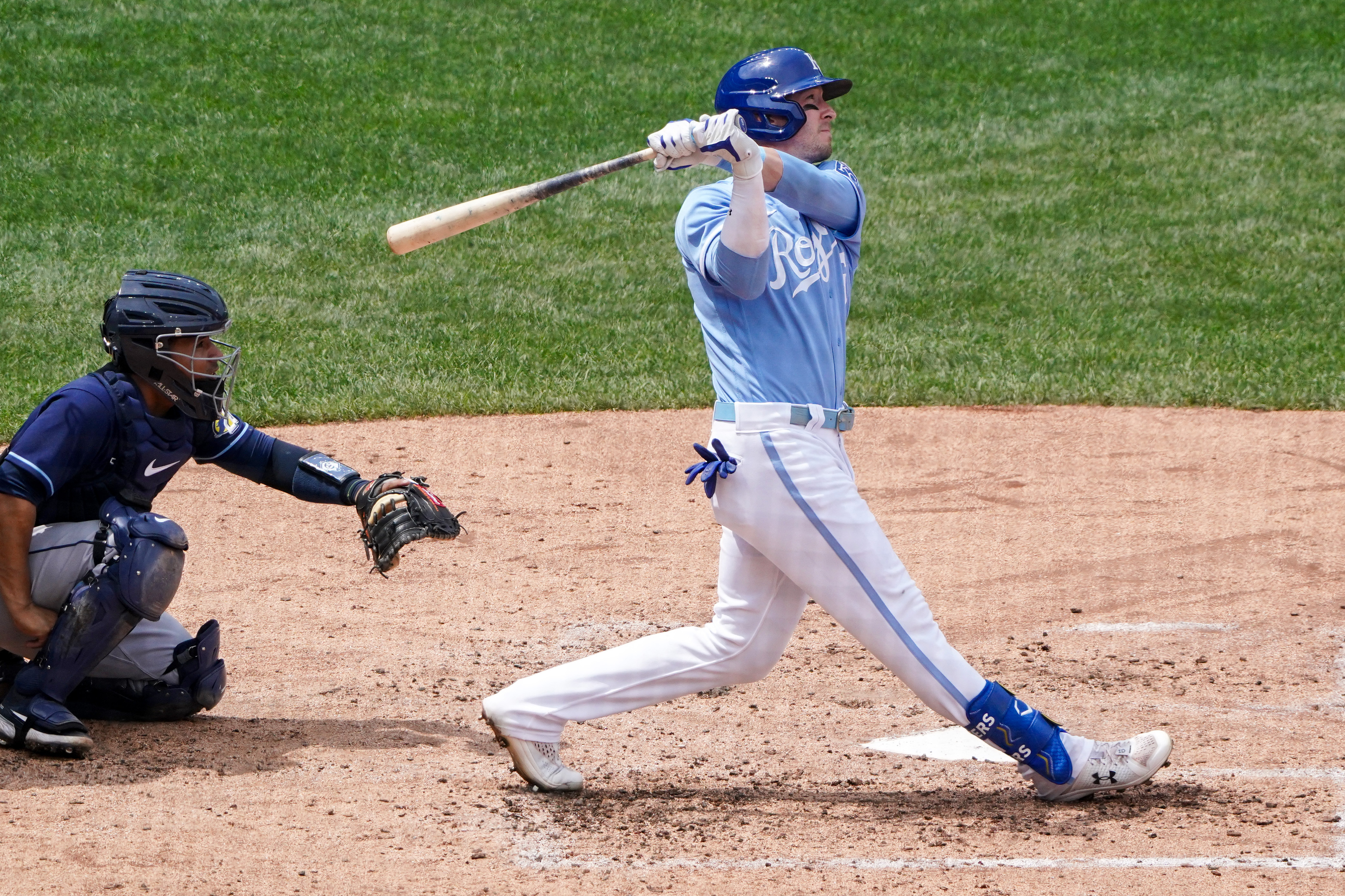 Bats, Brady Singer help Royals avoid sweep vs. Rays