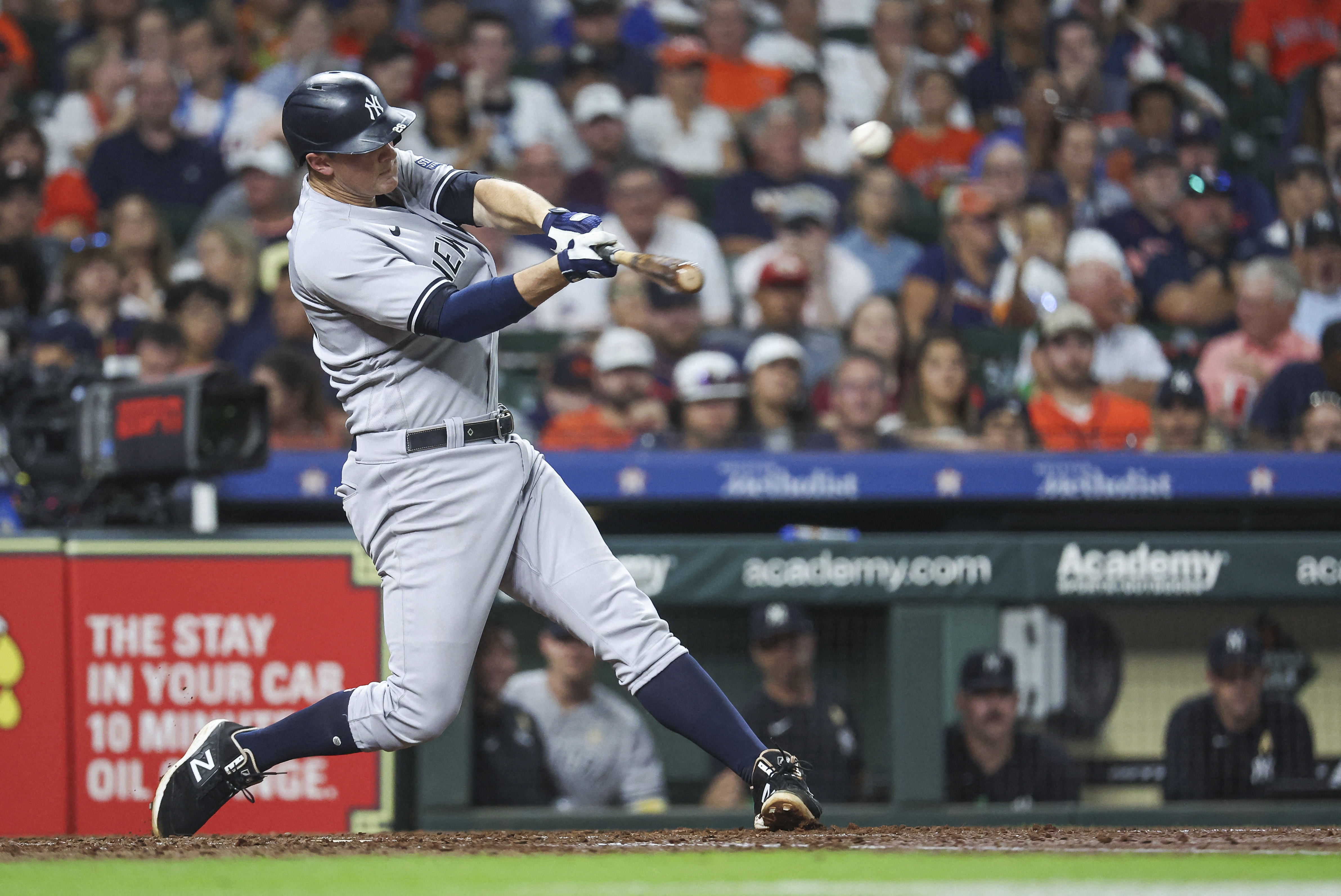 Prized prospect Domínguez homers again as Yankees complete 3-game sweep in  Houston with 6-1 win