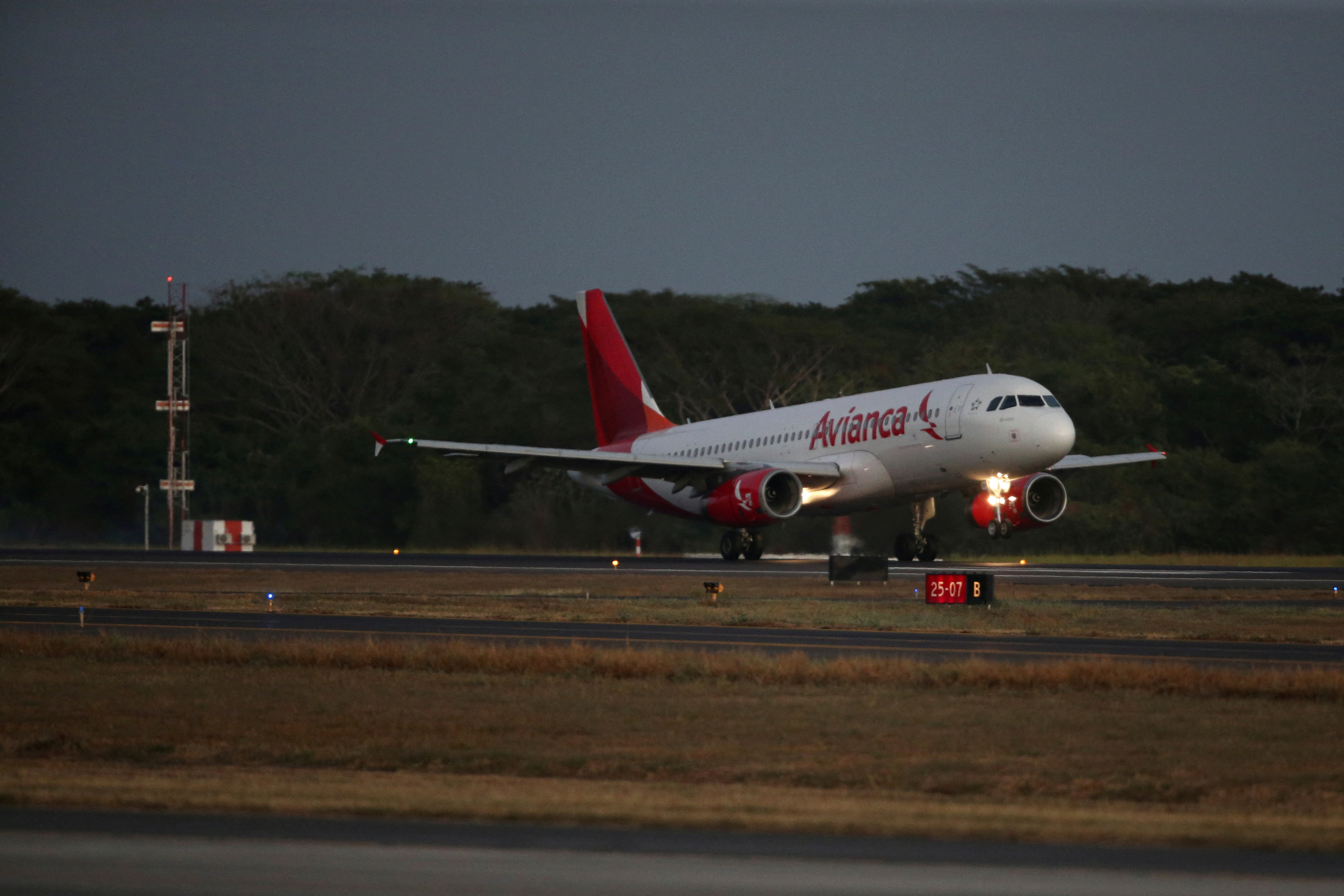 Colombia gives final approval for Avianca and Viva Air to merge