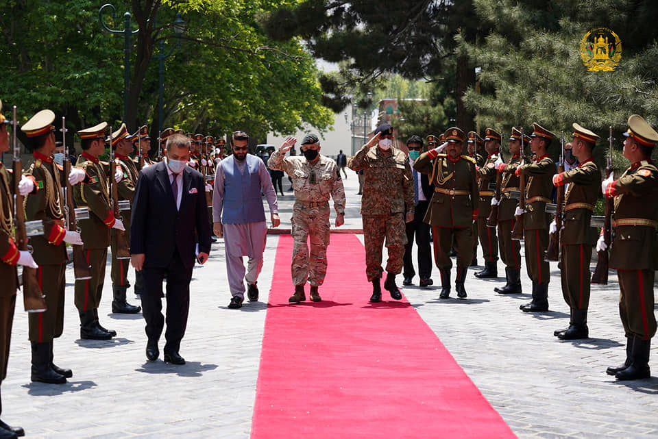 Pakistan's Army Chief of Staff General Qamar Javed Bajwa walks during his visit in Kabul