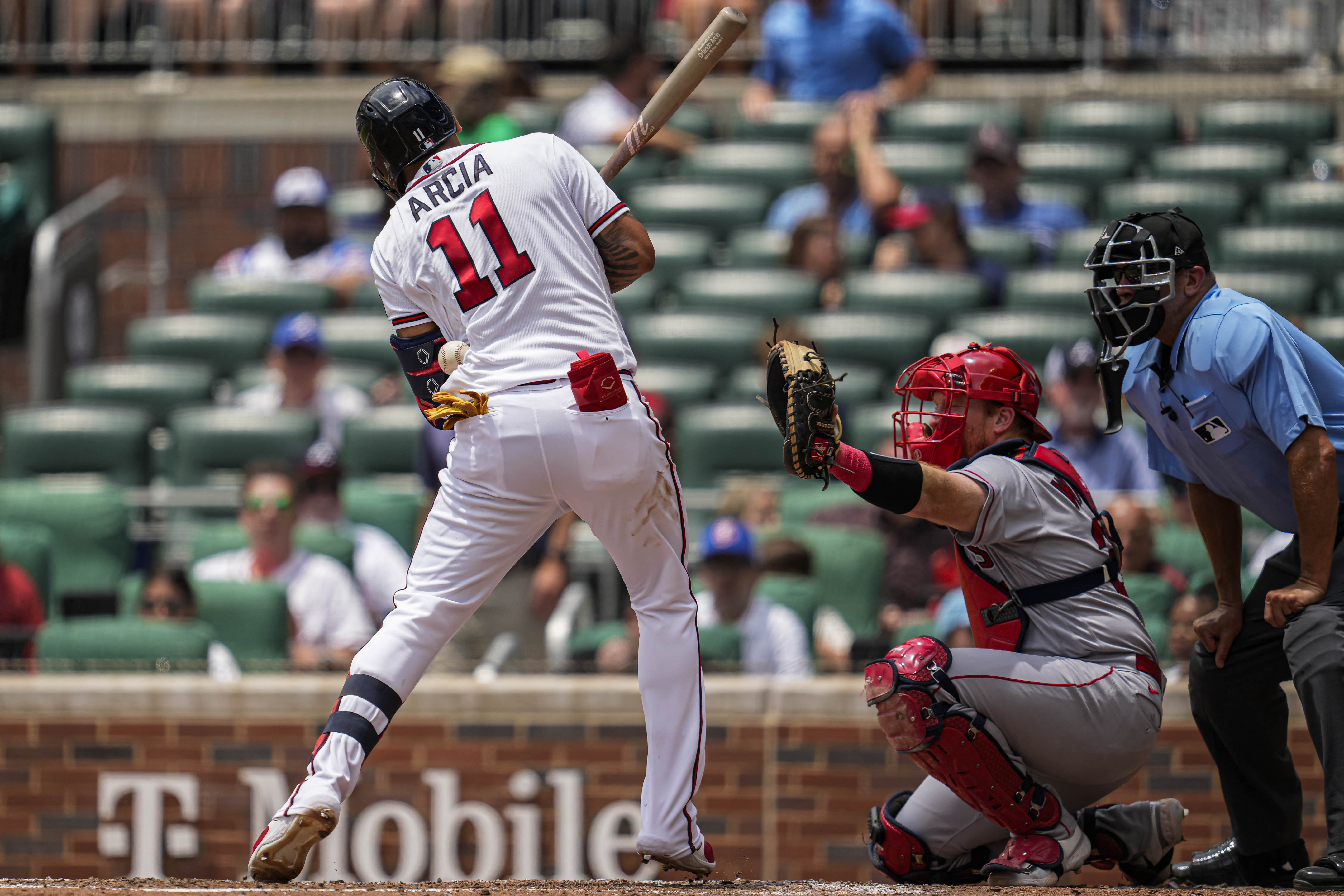 O'Neill's 3-run HR in 8th Lifts Cardinals Over Braves 6-3 - Bloomberg