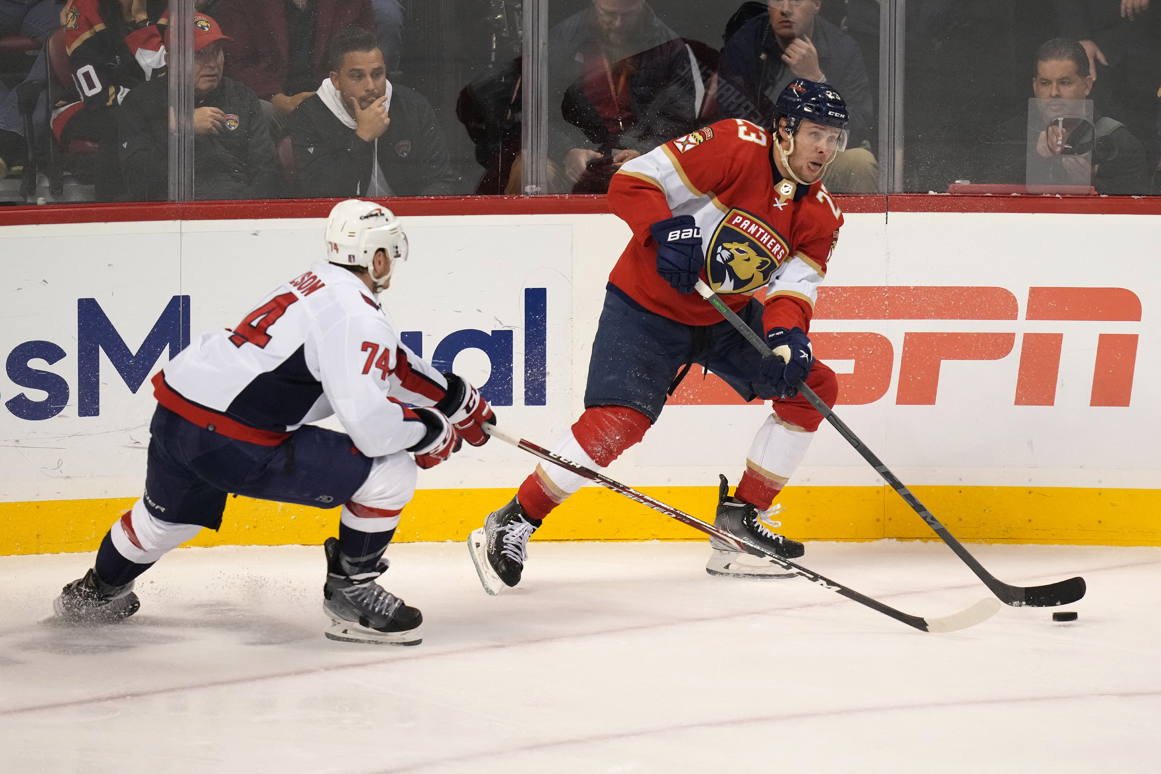 Carter Verhaeghe's OT goal lifts Panthers past Capitals