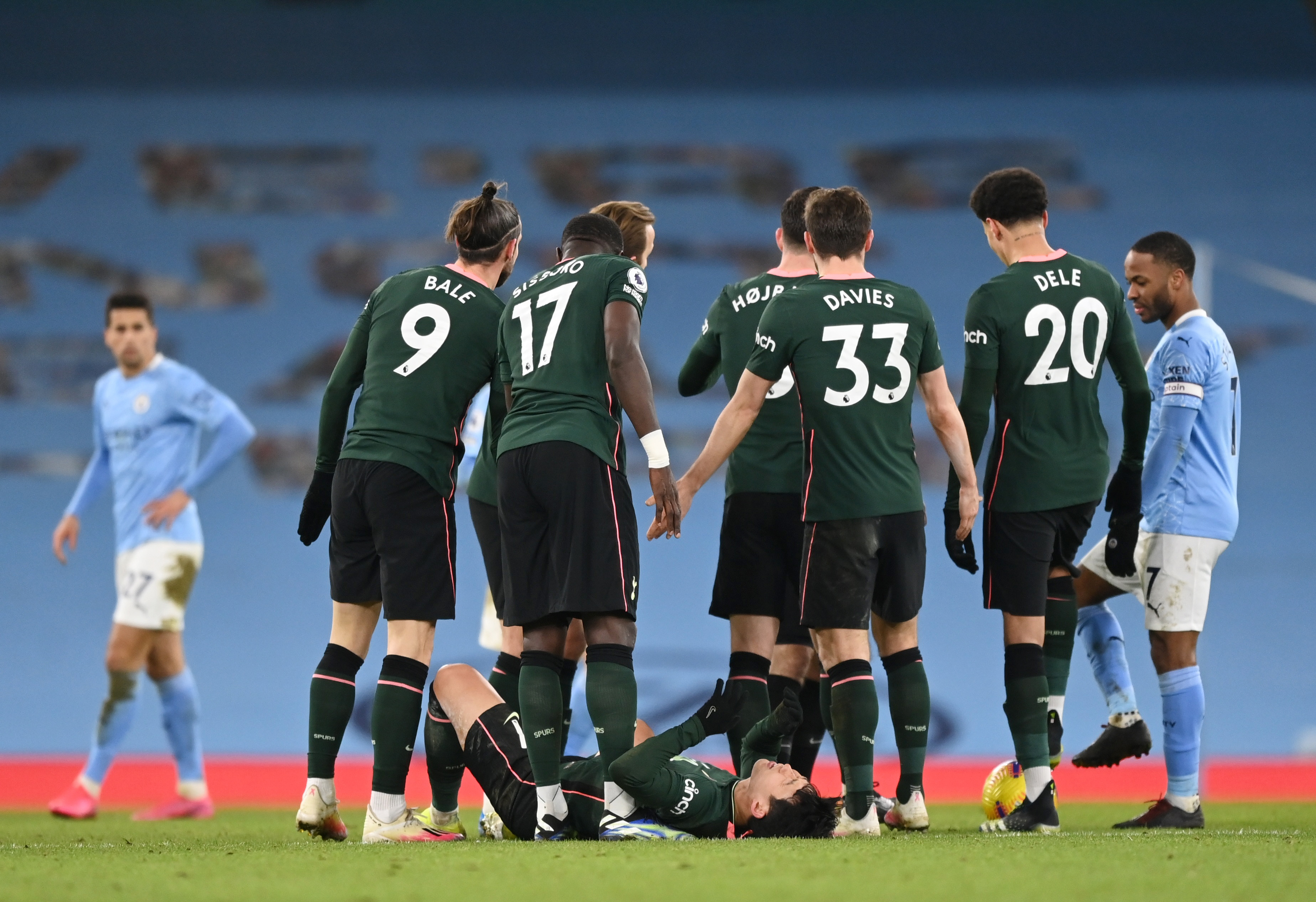Soccer-Gundogan strikes again as Man City sink Spurs | Reuters