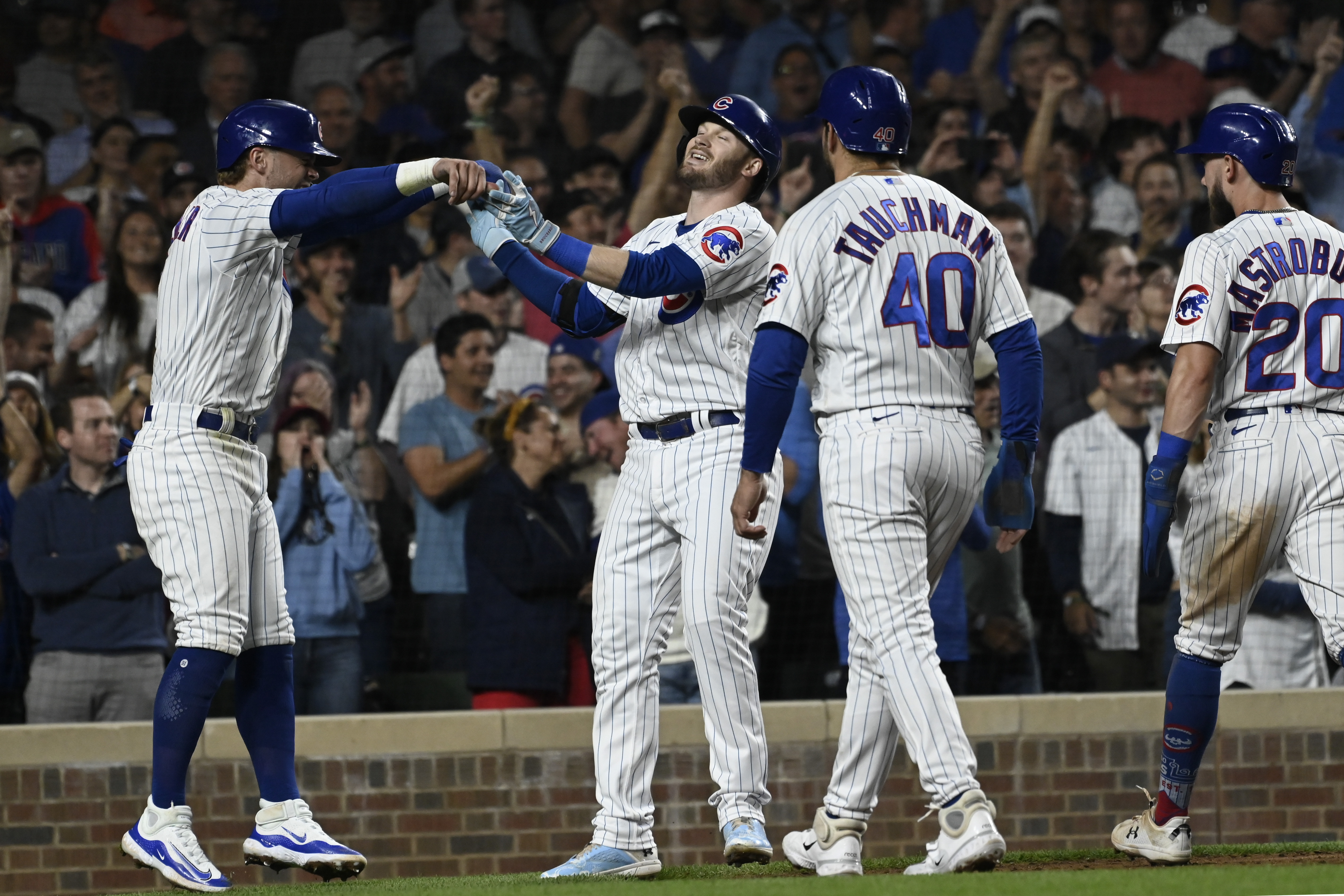 Chicago Cubs' 3-game winning streak ends as 2 errors prove costly in an 8-2  loss to the Texas Rangers – Orlando Sentinel