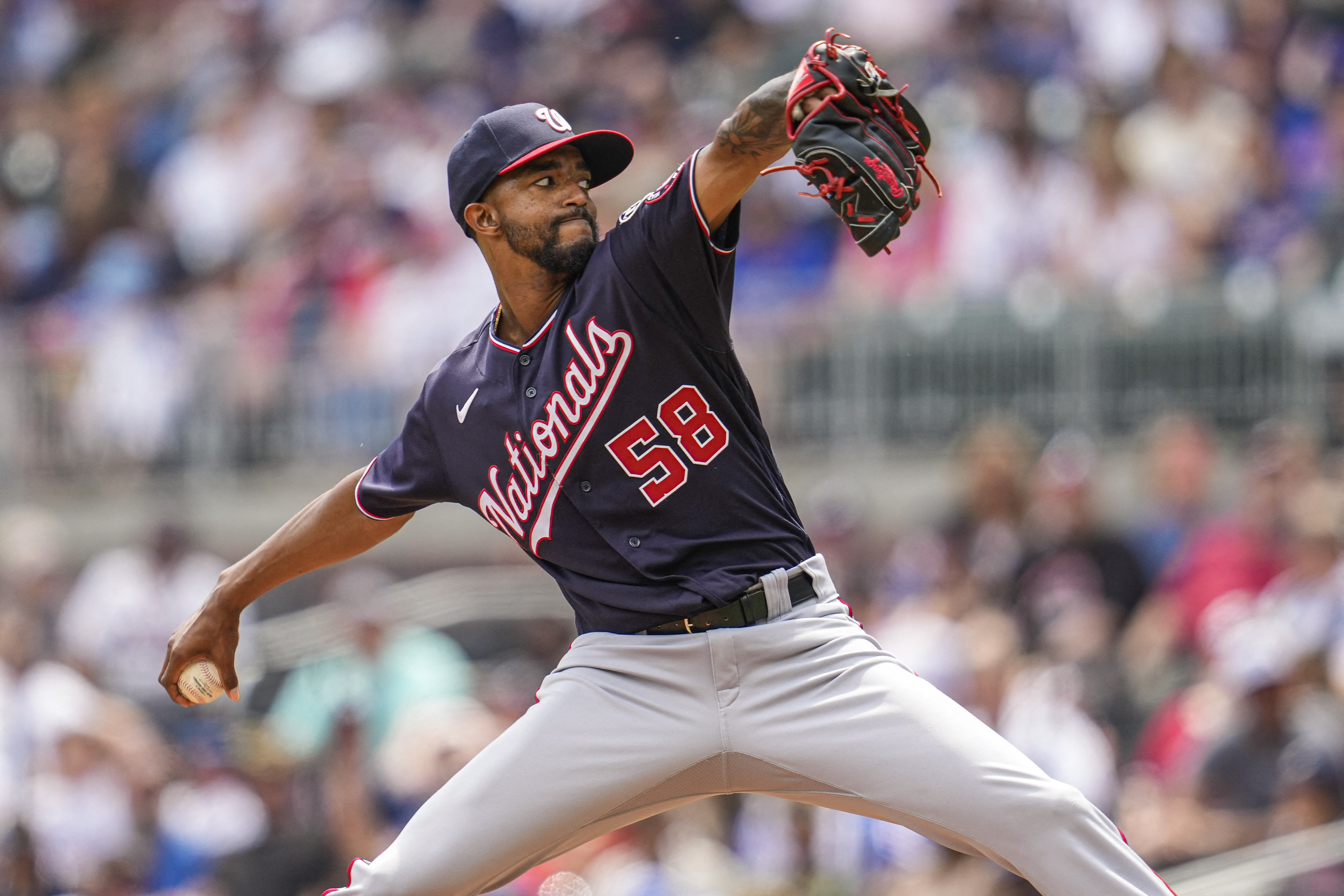 Nationals can't stop streaking Braves, lose 8-2