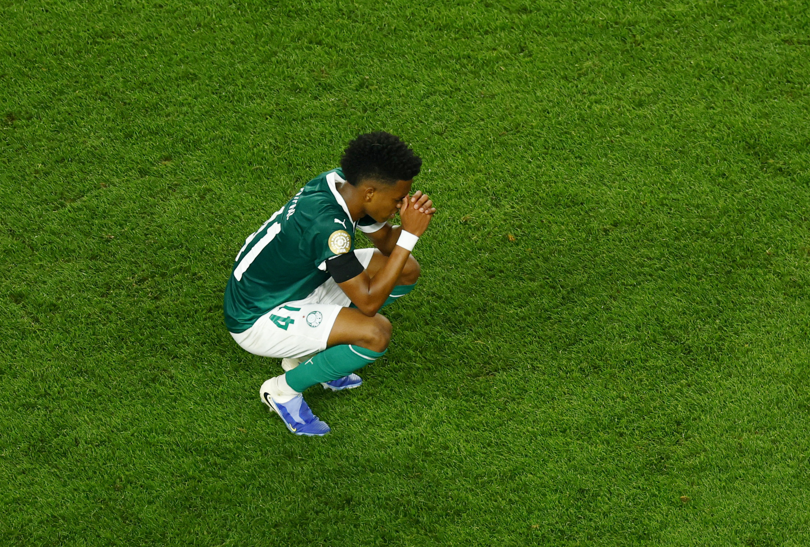 Estevao bids emotional farewell to Palmeiras after Chelsea loss