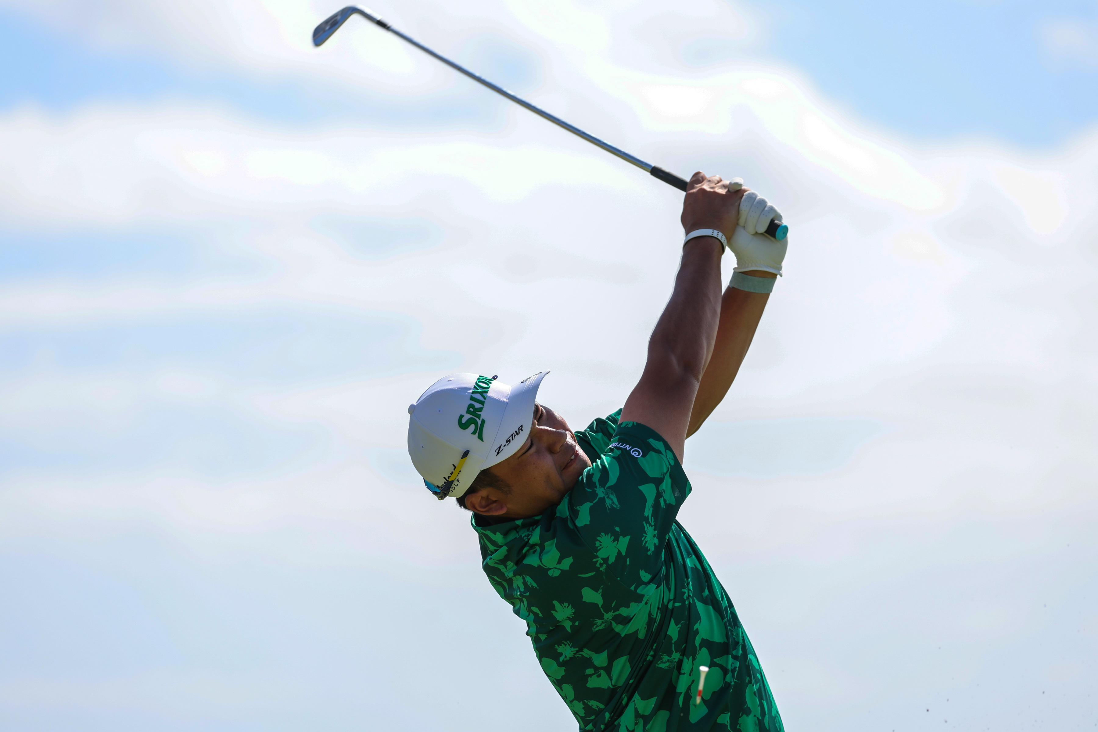 ゴルフ＝ソニー・オープンで松山13位浮上、首位と6打差 | ロイター