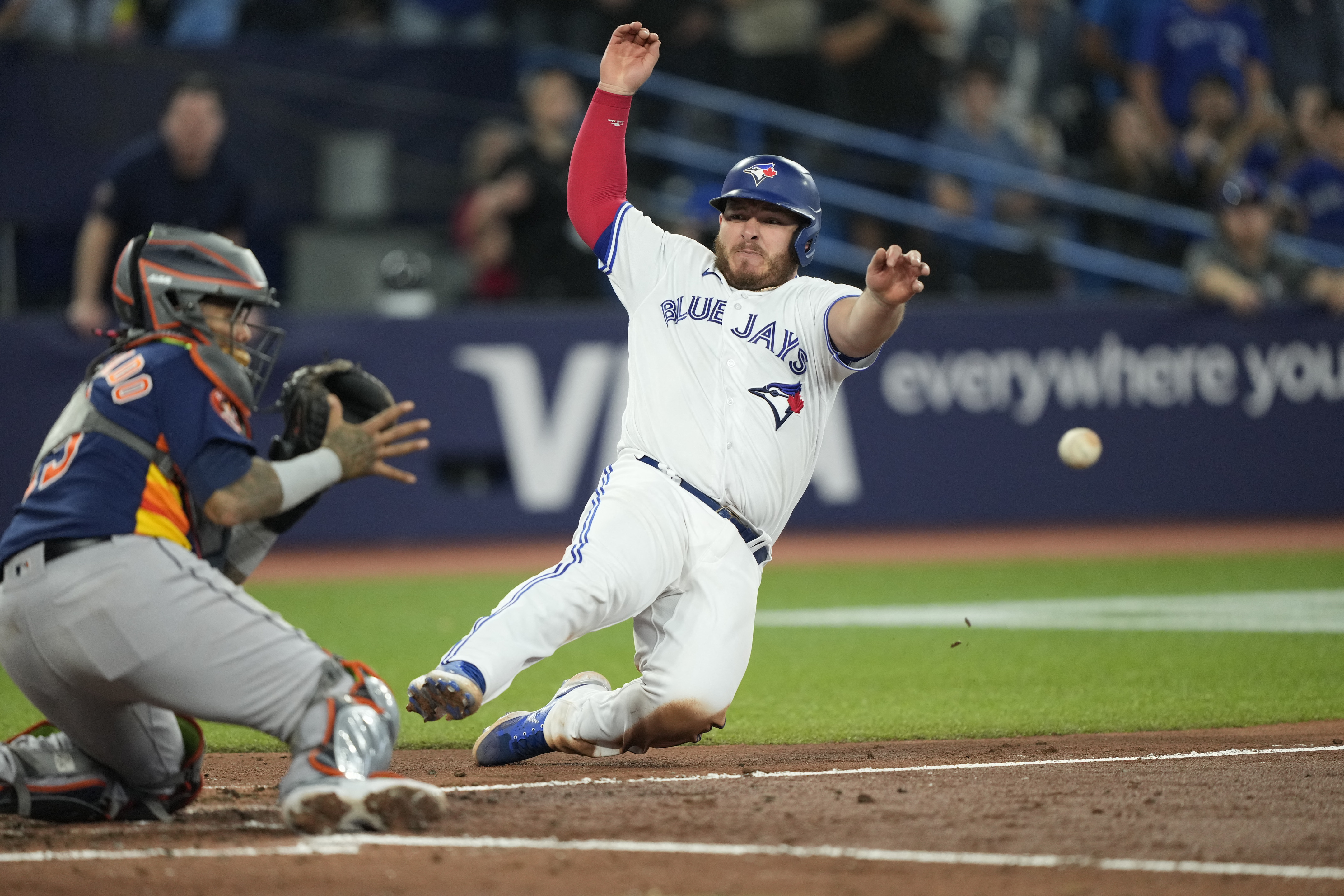 Blue Jays win third straight over Astros