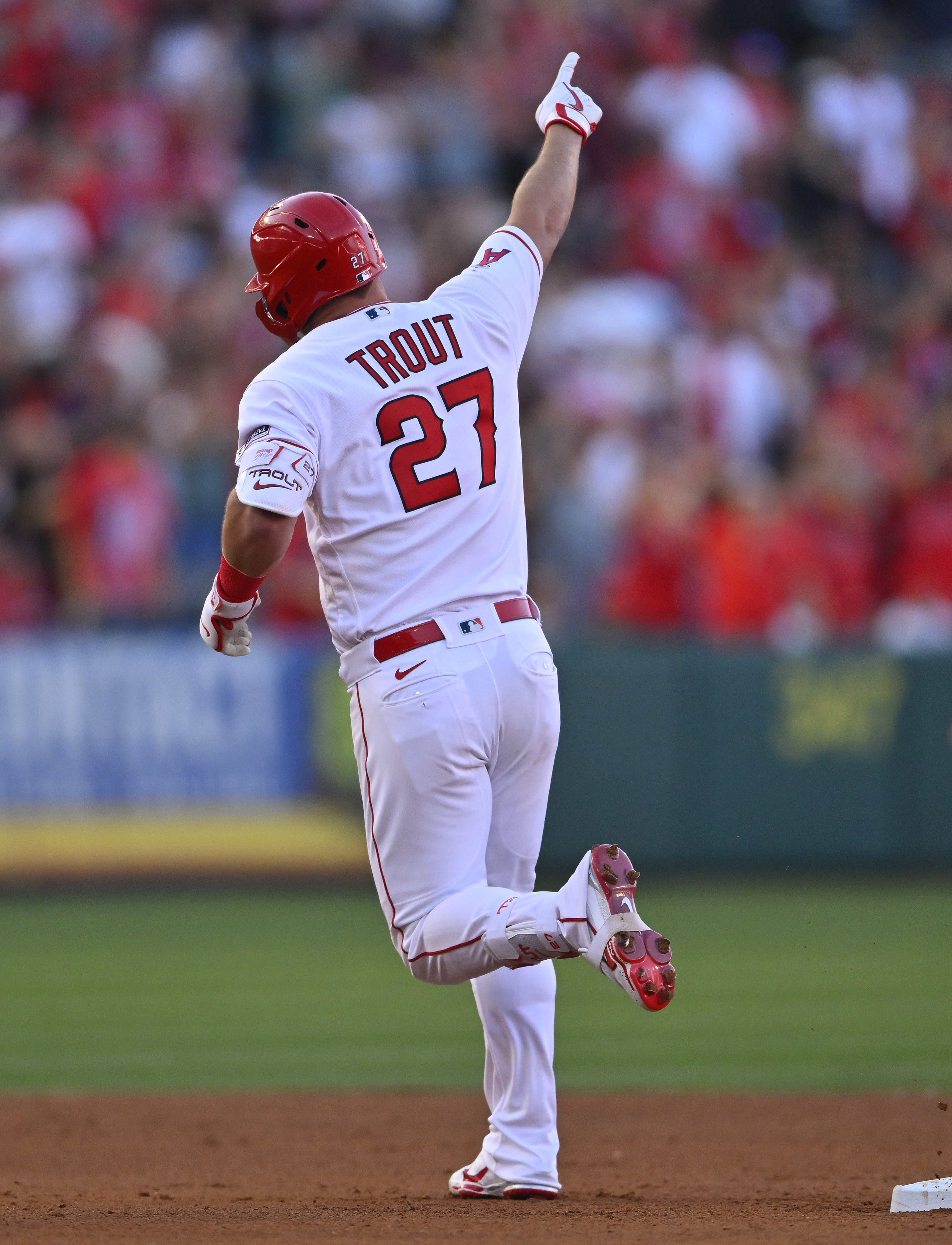 Angels rally against Royals, only to lose in the 9th inning, National  Sports