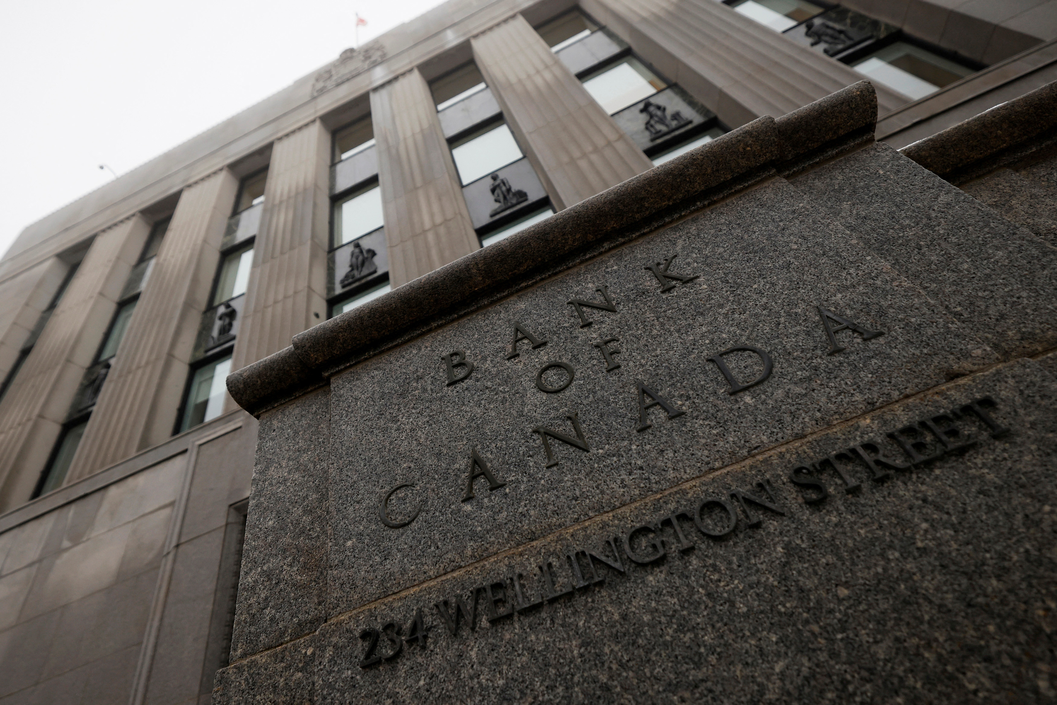 カナダ中銀、利下げ決定でも物価下押し圧力は減退と認識＝議事