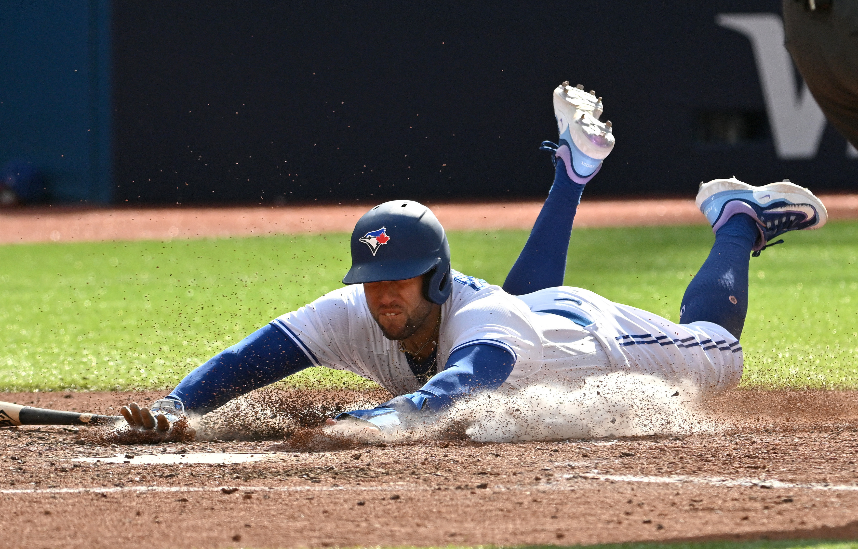 Bo Bichette, Blue Jays surge past Braves