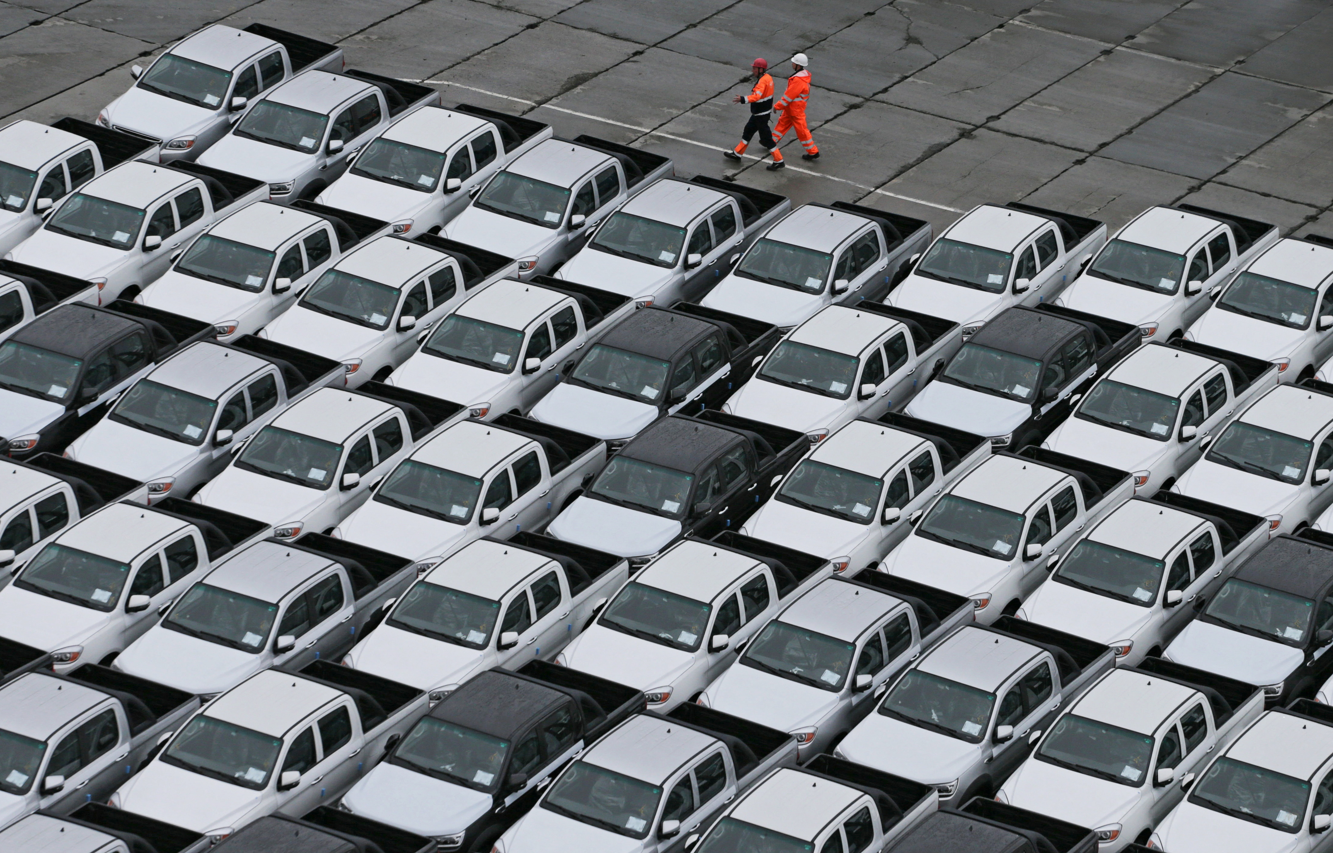 Exclusive: Chinese car sales boom in Russia levels off amid shaky local  recovery