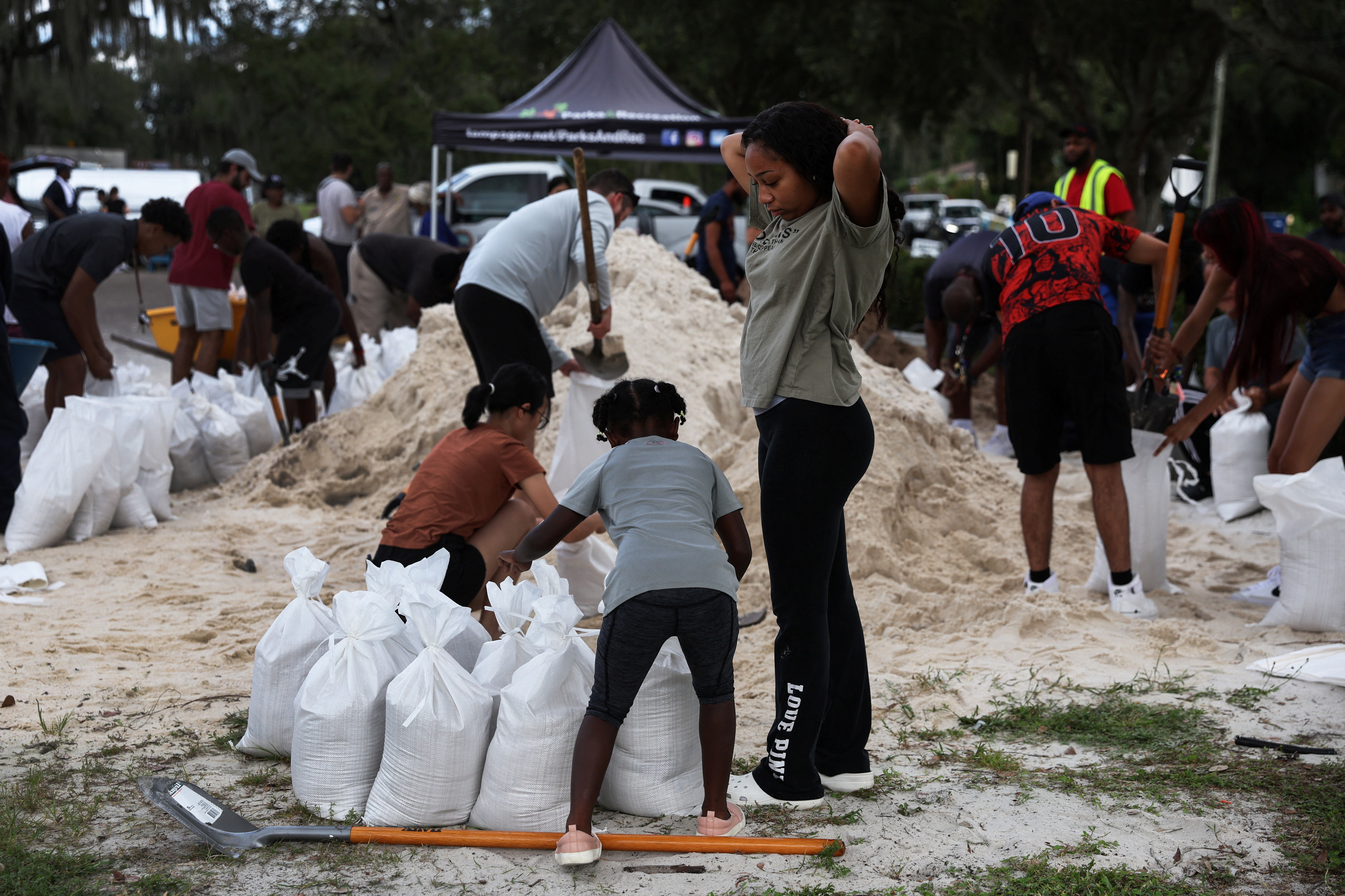 Preparations for Hurricane Ian in Tampa