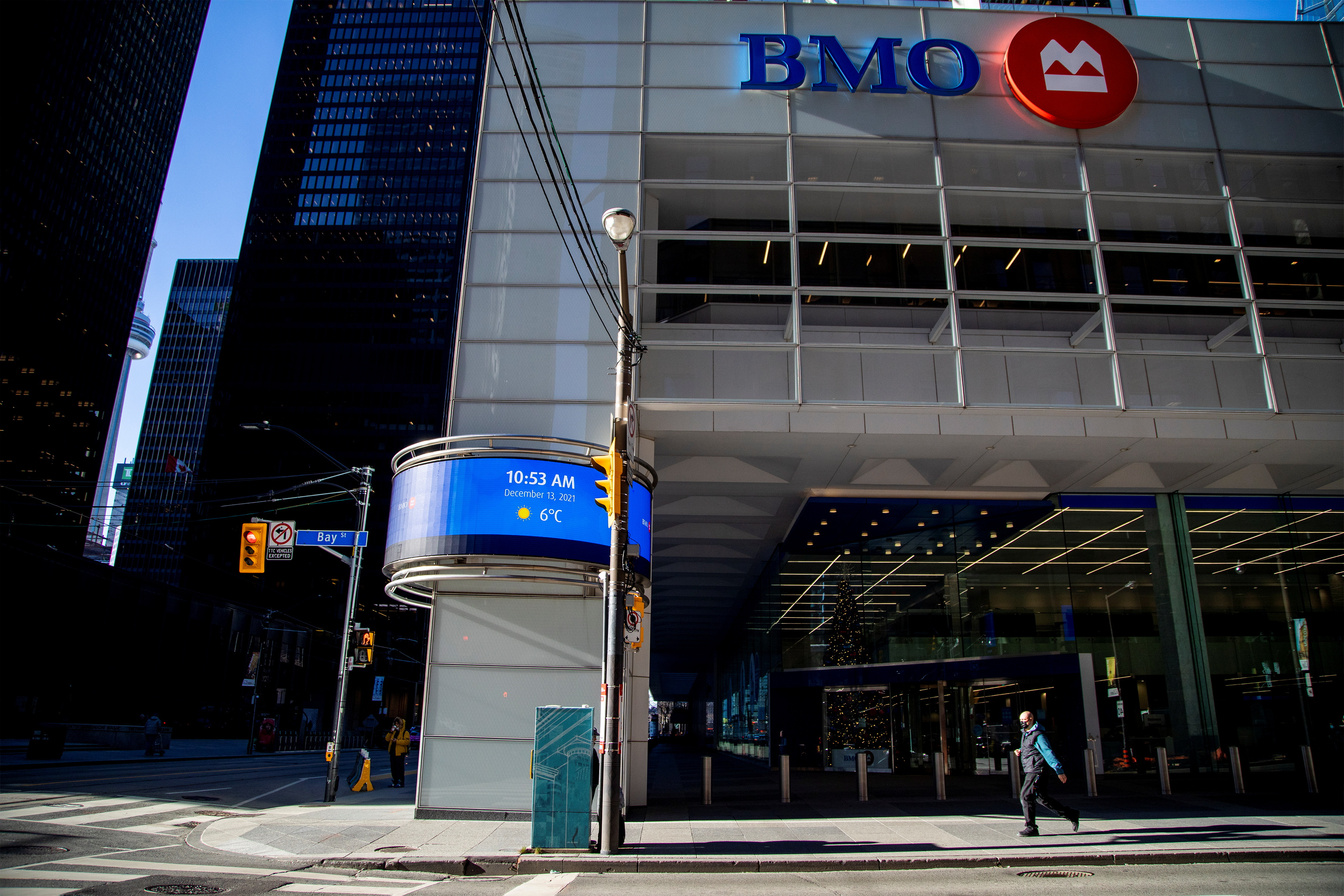 Financial institutions in the financial district of Toronto