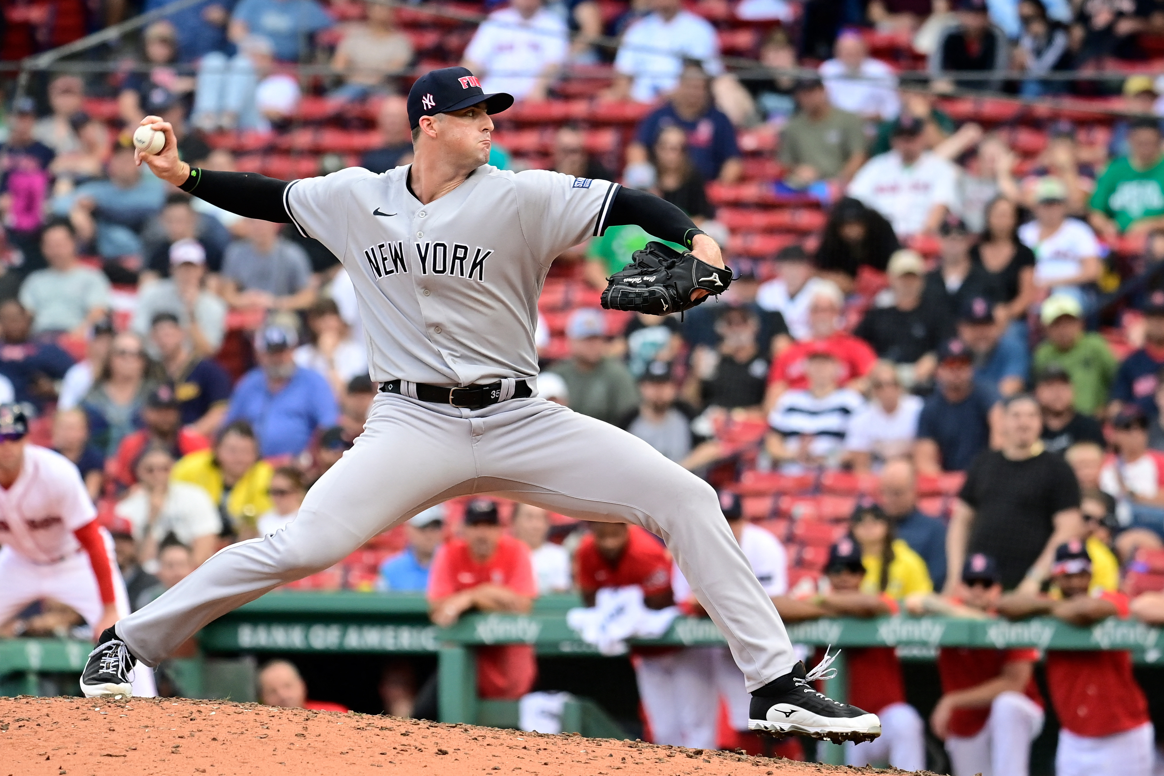 Yankees sweep Fenway Park doubleheader for first time since 2006 as Boone  gets 500th win - The San Diego Union-Tribune