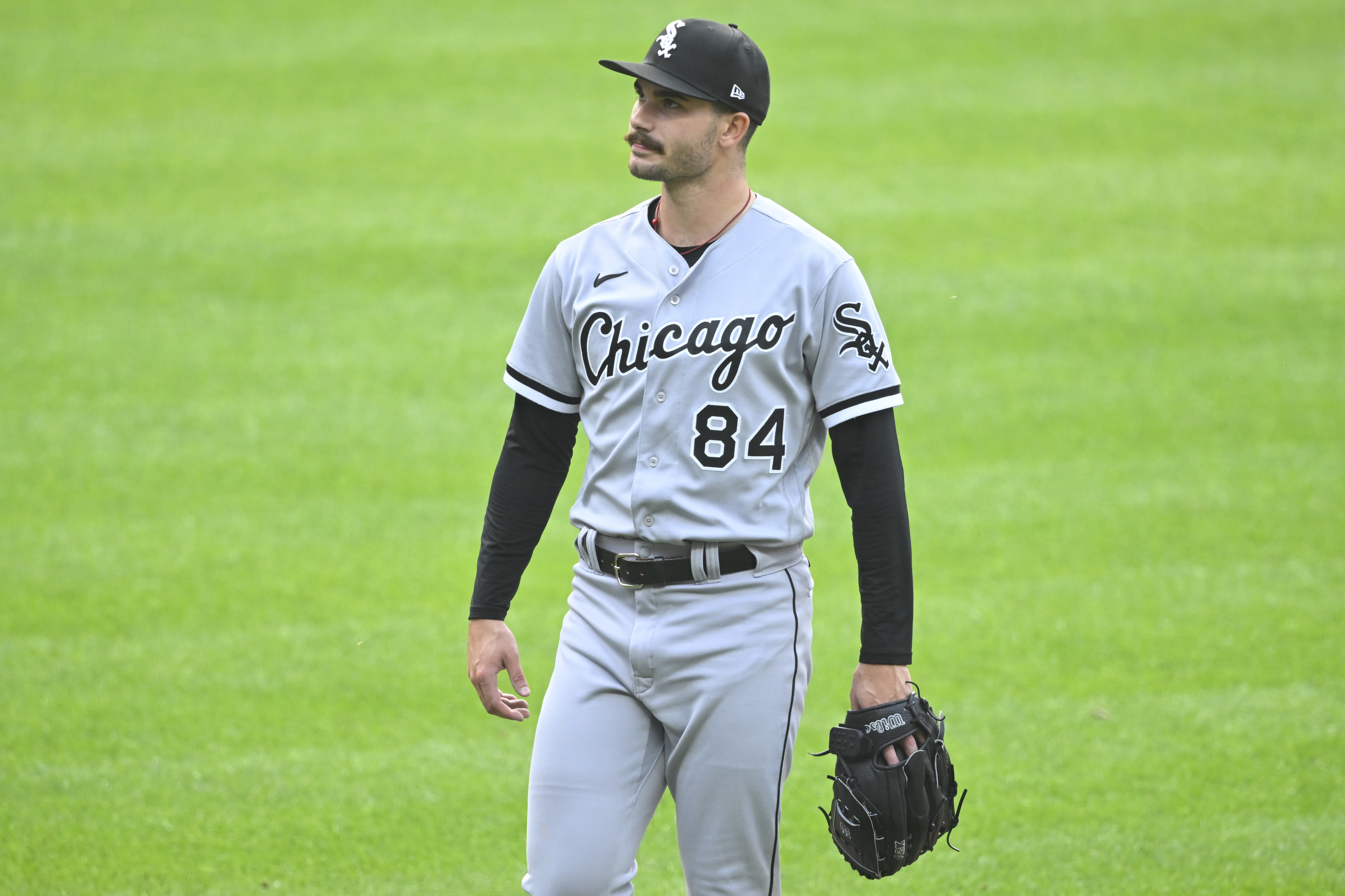 White Sox use 3-run seventh to down Guardians