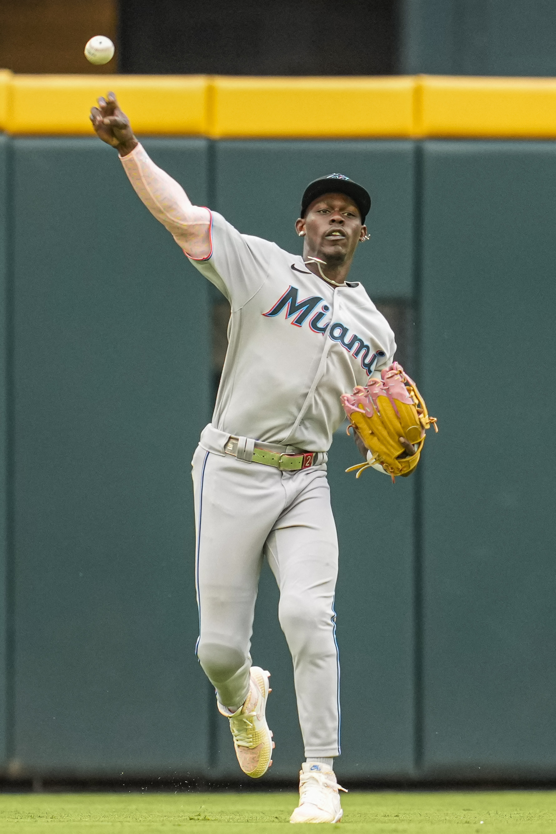 Newcomb, Camargo and Albies power Braves past Marlins 8-1