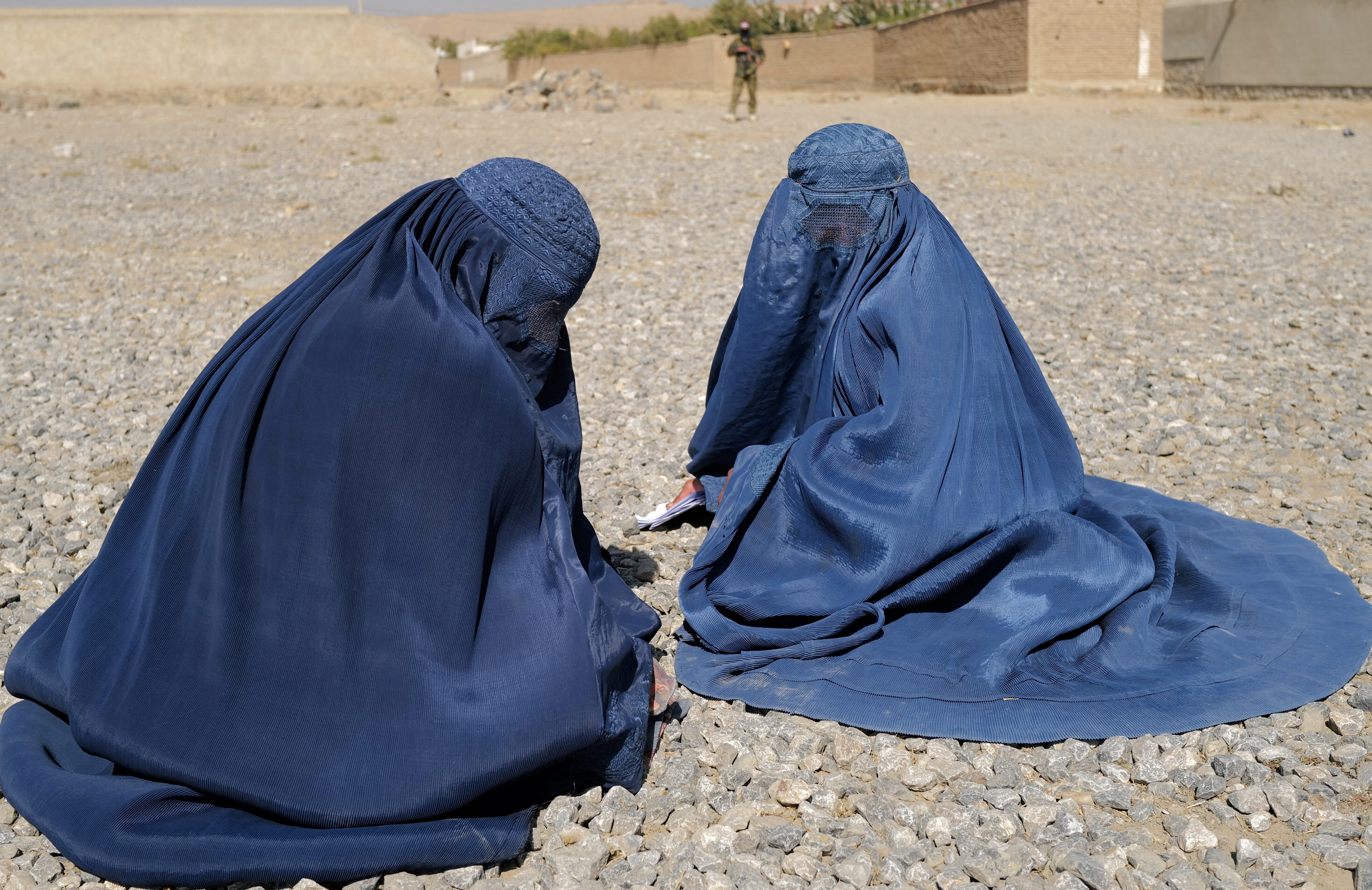 Women afghan