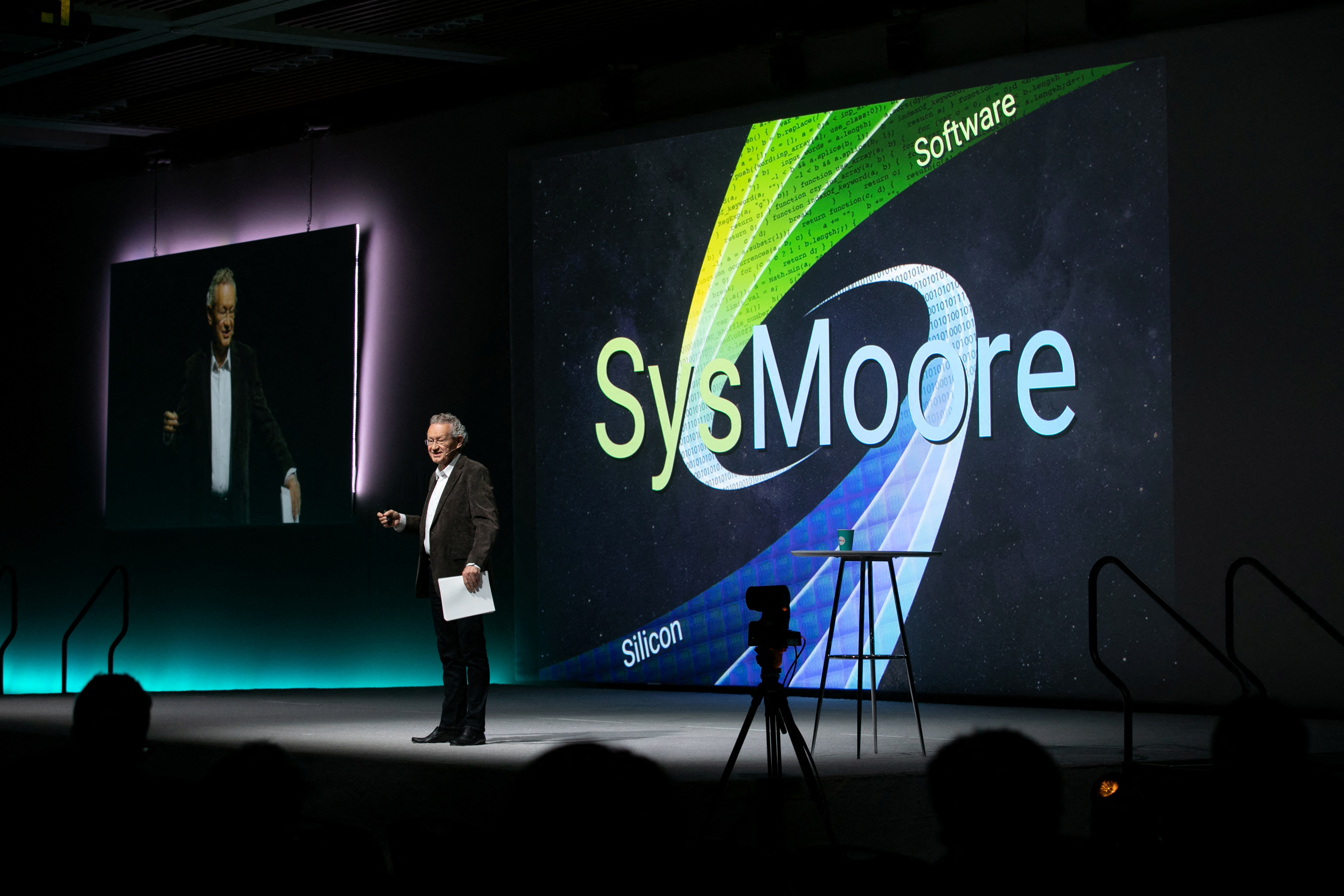 Synopsys Inc CEO Aart de Geus speaks at the company’s annual user conference in Santa Clara, California