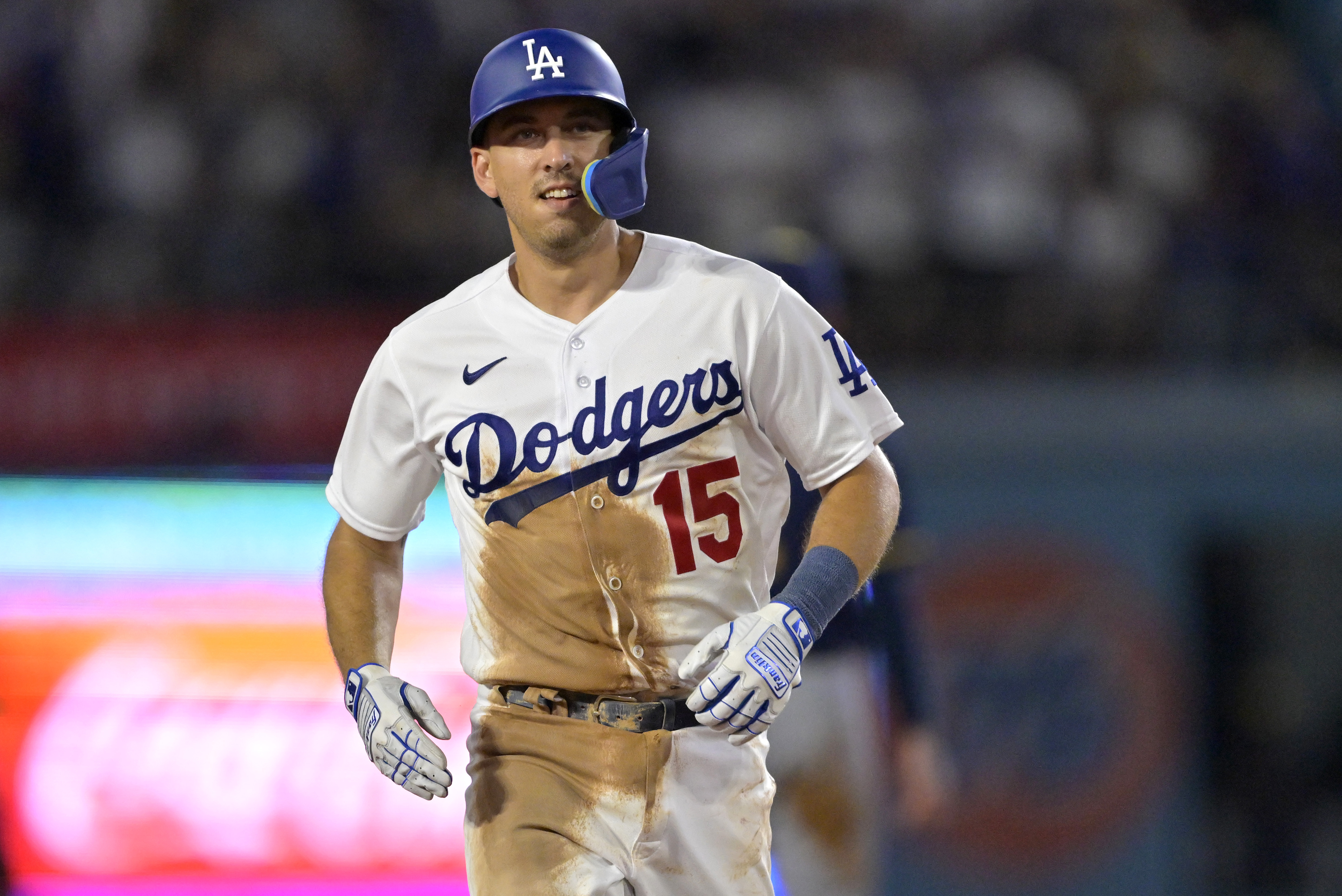 Dodgers 1, Brewers 0: Austin Barnes' 1st homer completes the sweep