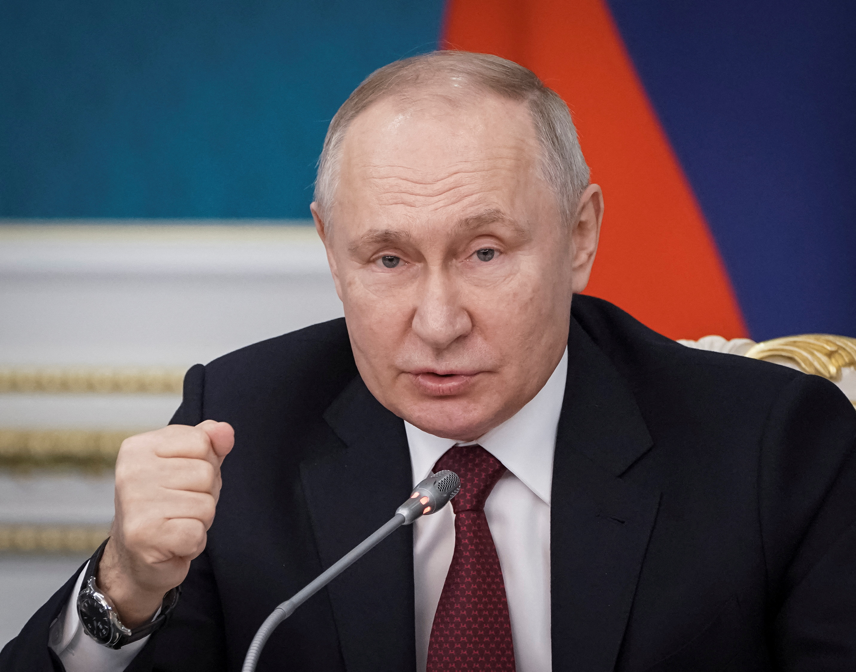 Putin Met Business Leaders To Try To Attract Investment Back To Russia 