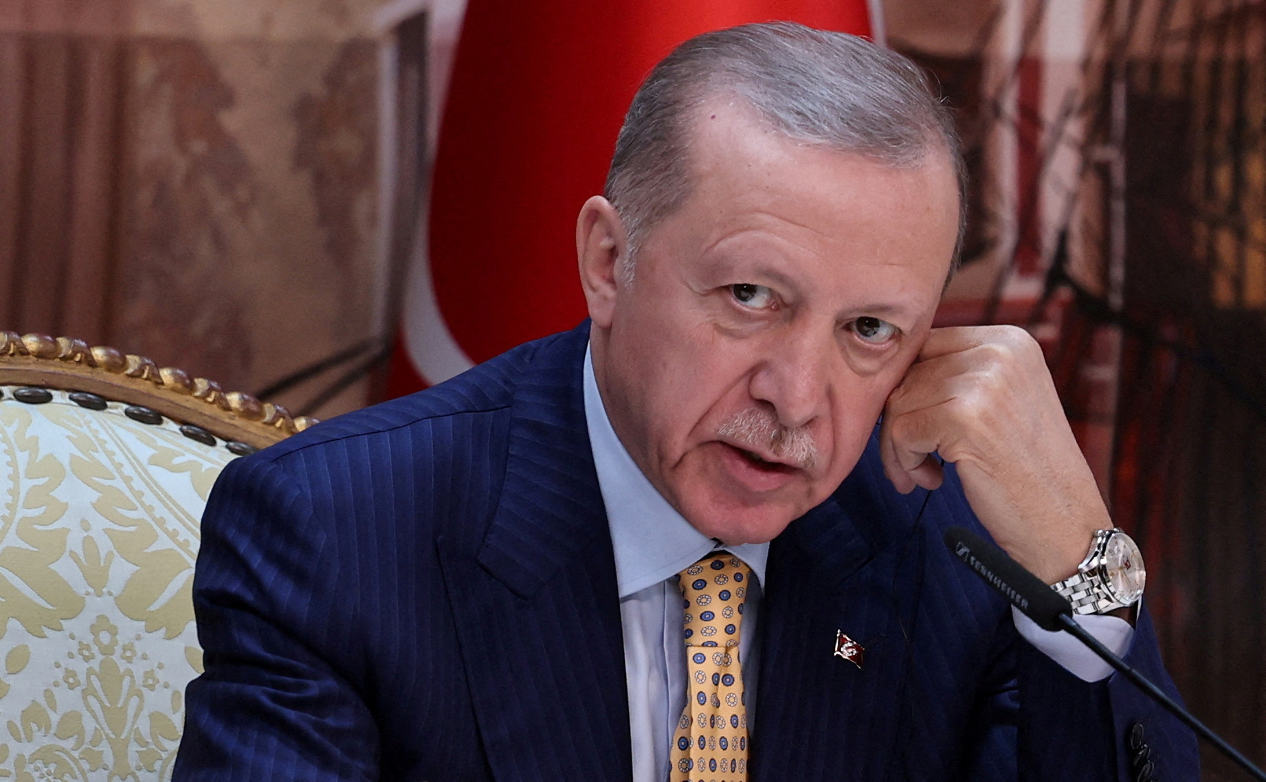 Turkey's Erdogan Calls For Pressure On Israel To Allow More Aid Into ...