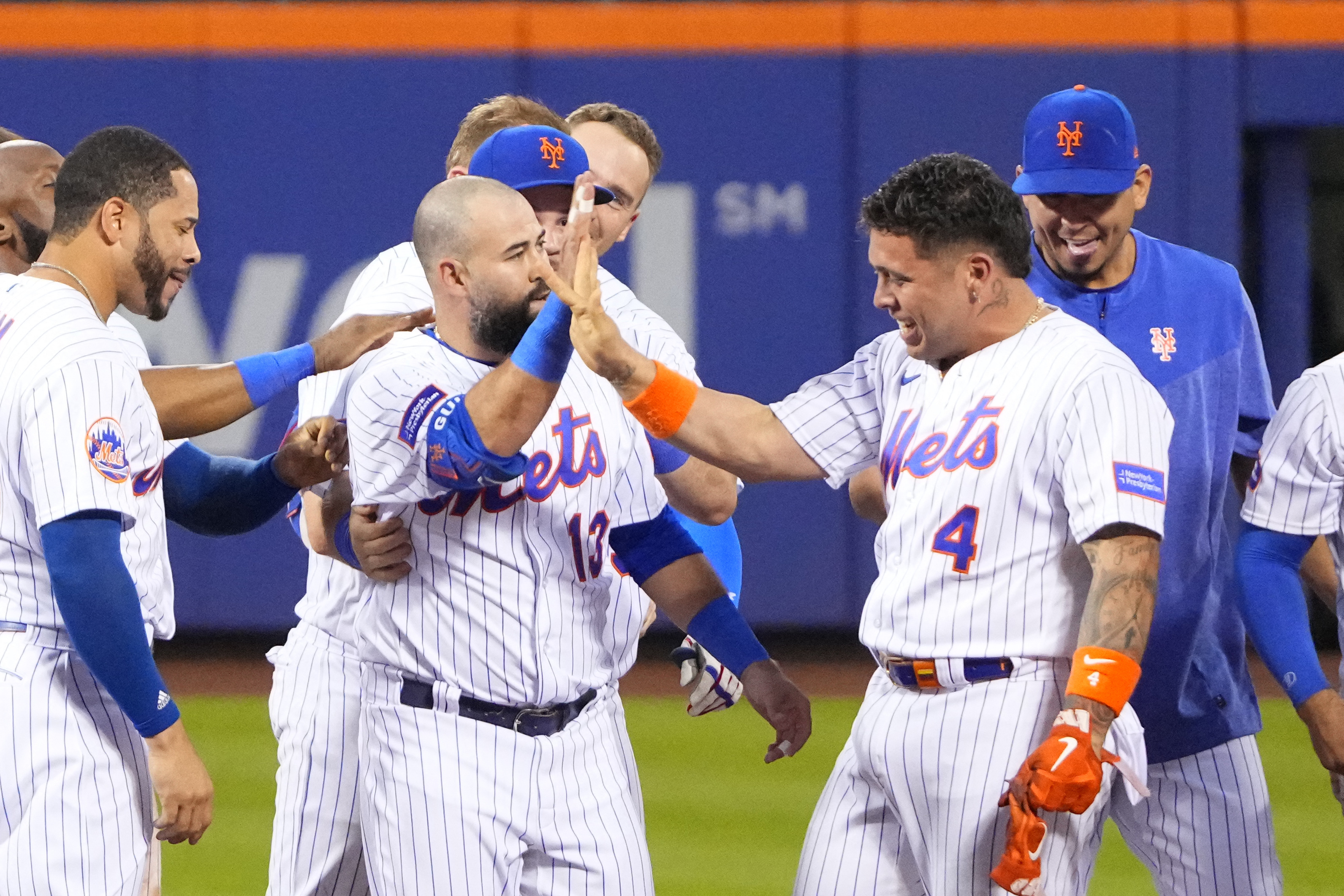 Luis Guillorme's walk-off double gets Mets past Dodgers in 10