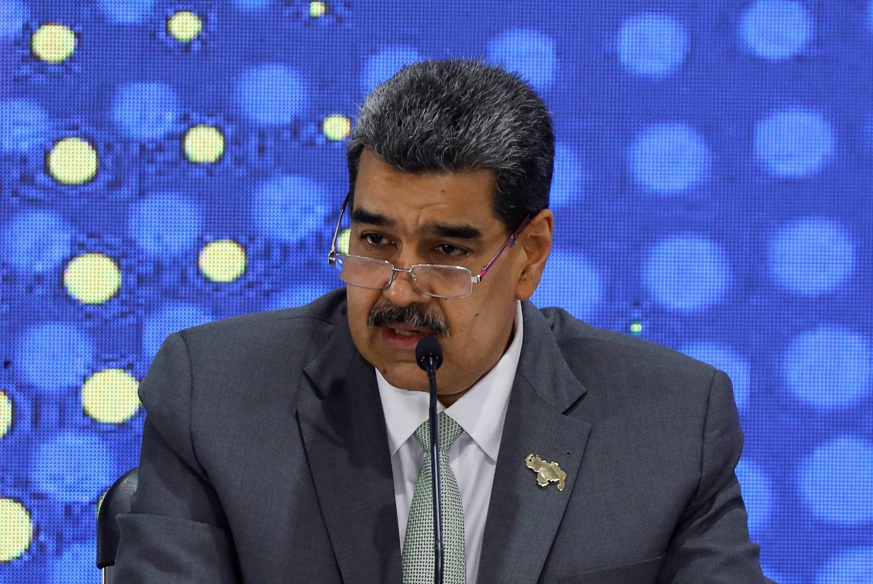 De Venezolaanse president Nicolas Maduro woont een evenement bij in de Nationale Kiesraad in Caracas