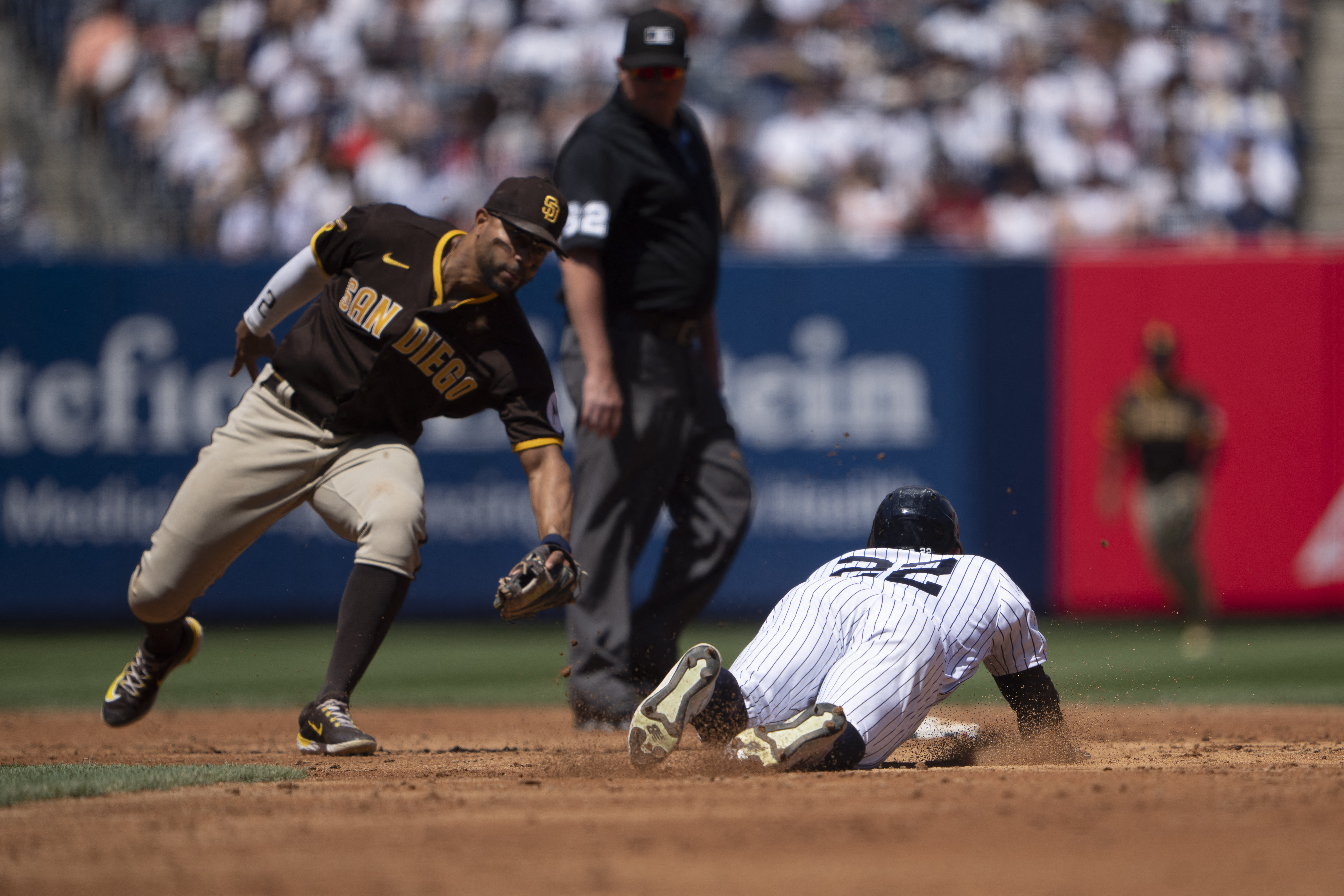 Yankees score 7 runs off Yu Darvish in third inning leading to 10-7 victory  over Padres, National Sports