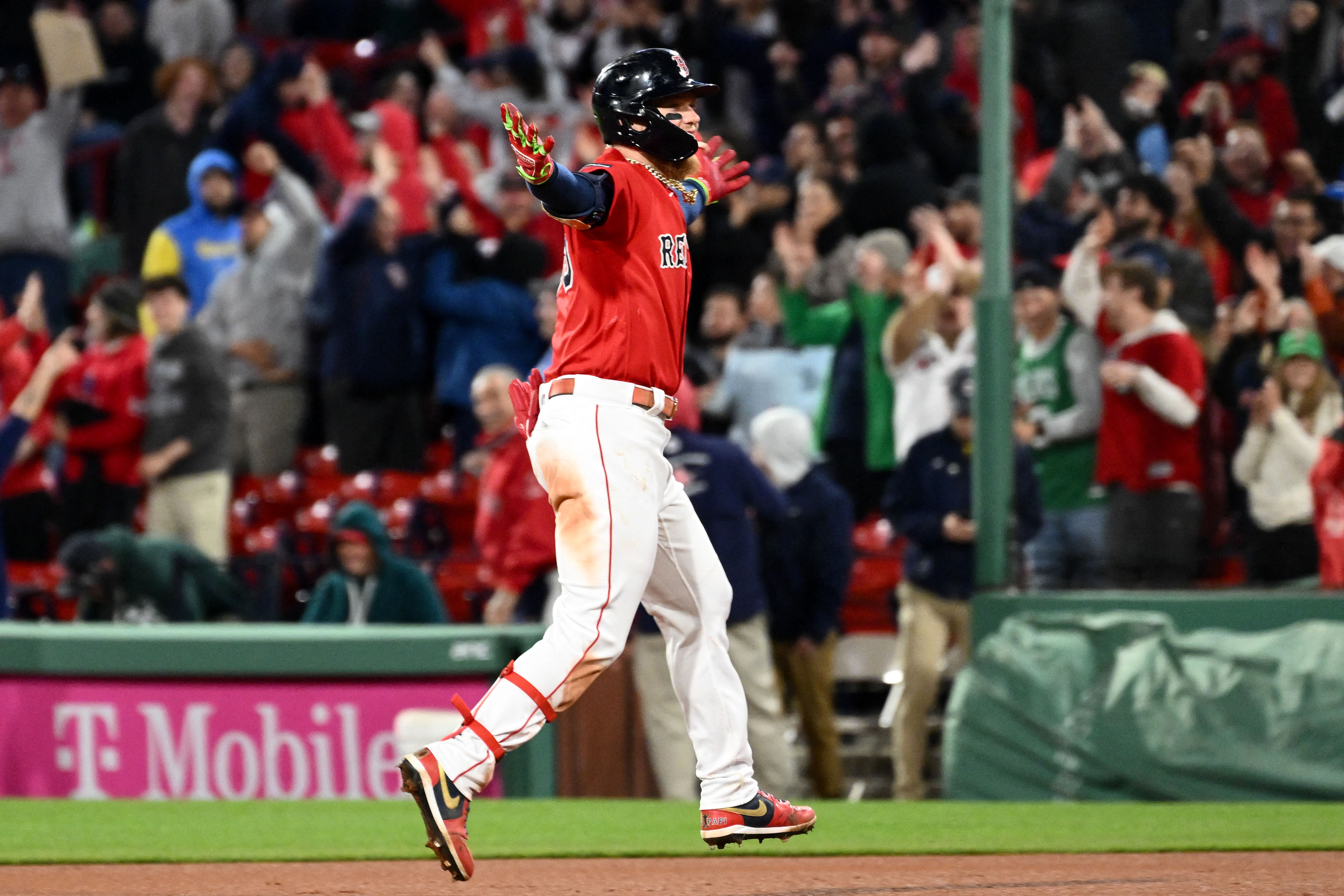 Verdugo homers for 3rd walk-off of season, Red Sox top Blue Jays