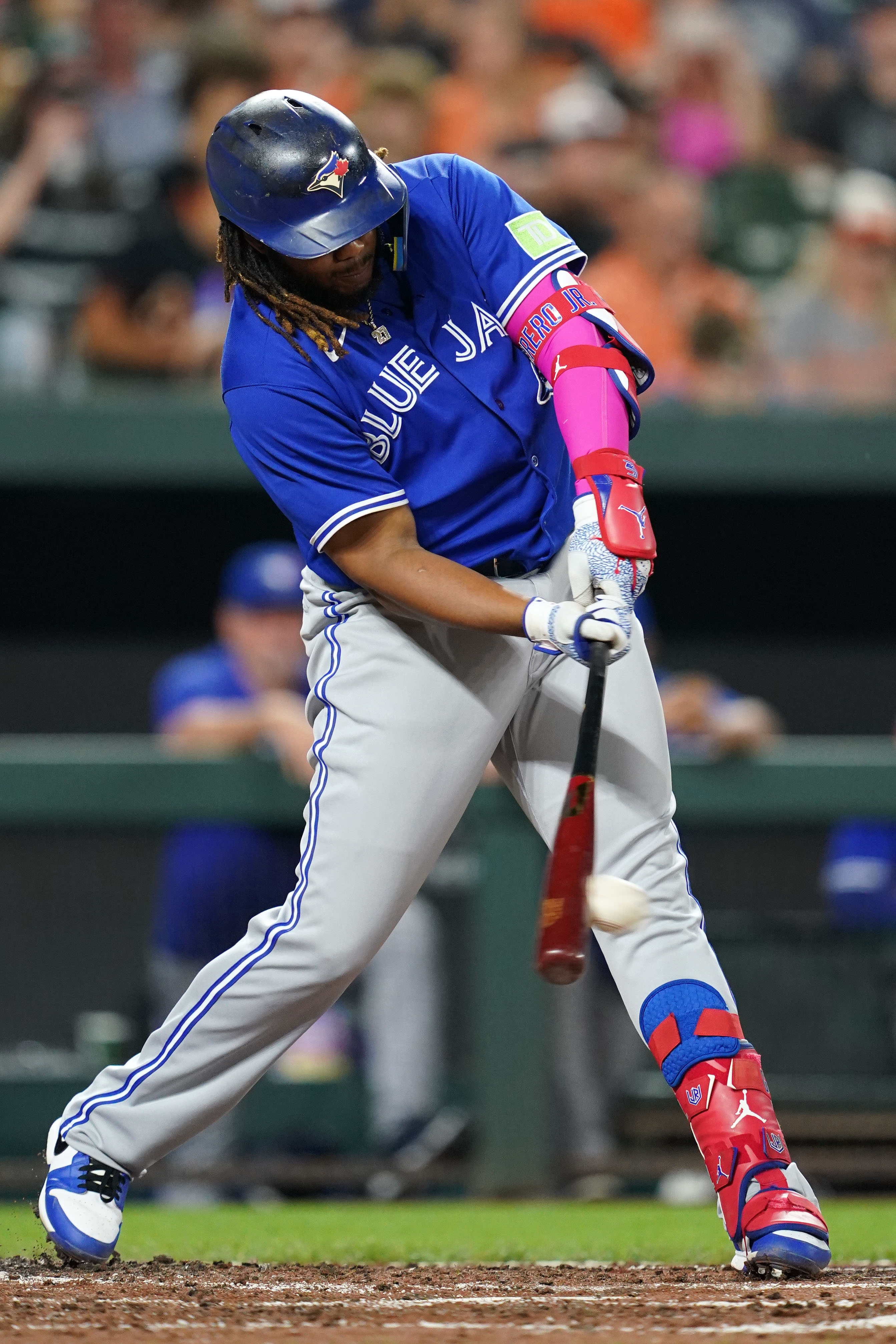 BALTIMORE, MD - August 24: Baltimore Orioles center fielder Cedric Mullins  (31) bats during the Toronto Blue Jays versus the Baltimore Orioles on  August 24, 2023 at Oriole Park at Camden Yards