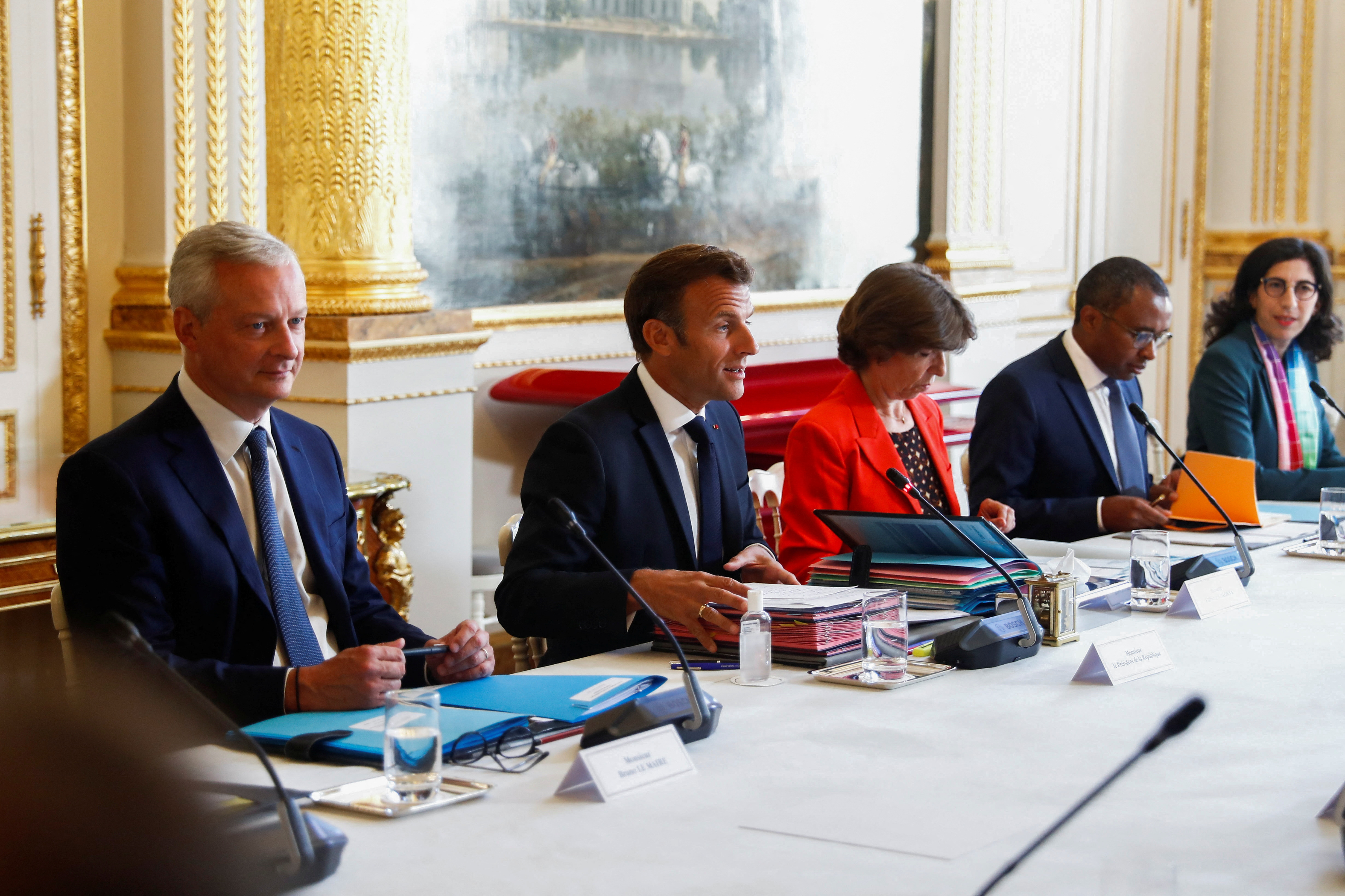 First French cabinet meeting after summer break