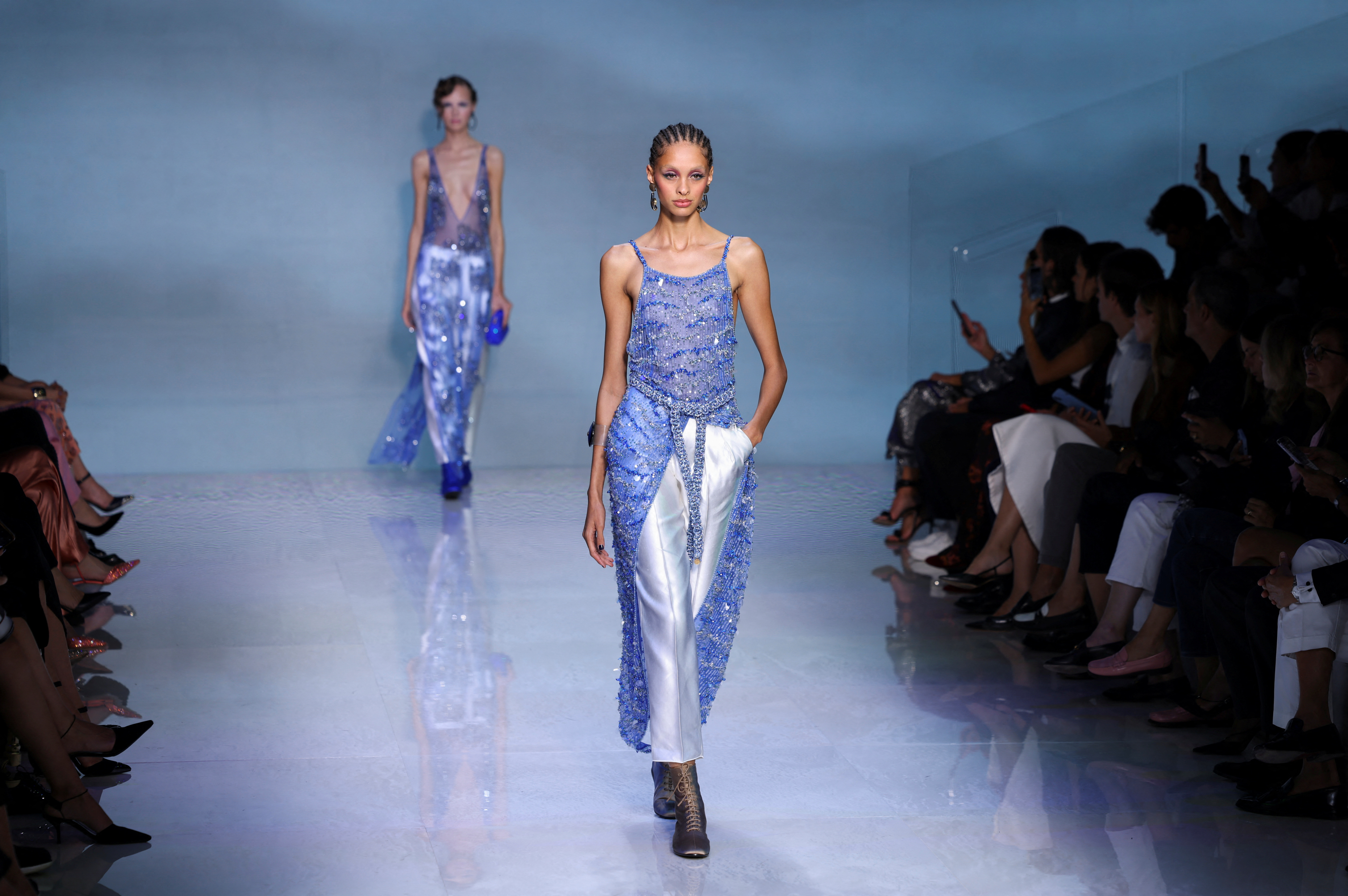 Milan Fashion Week: Giorgio Armani's Shape of Water – The Hollywood Reporter