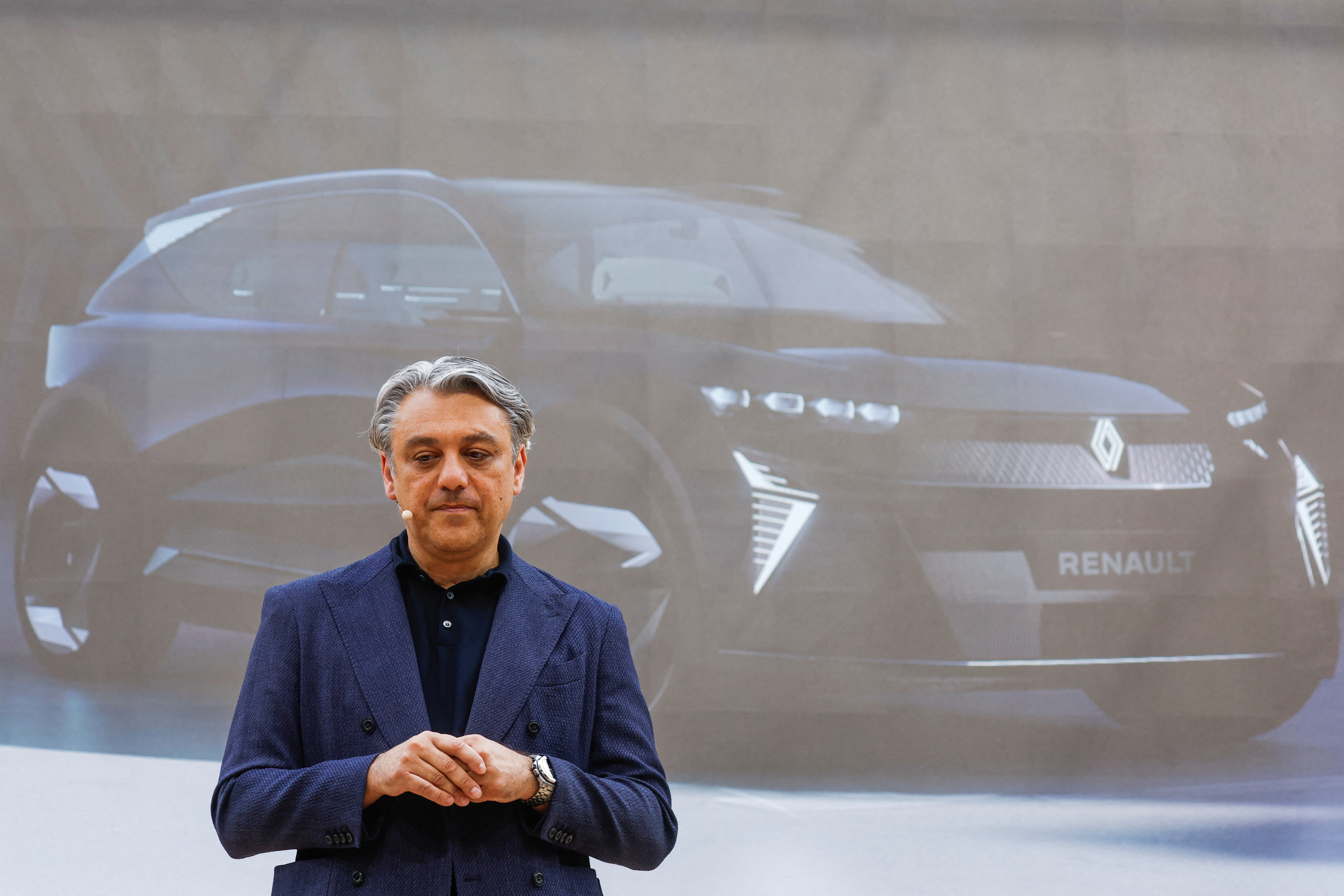Renault's new hydrogen fuel cell-powered vehicle in Paris