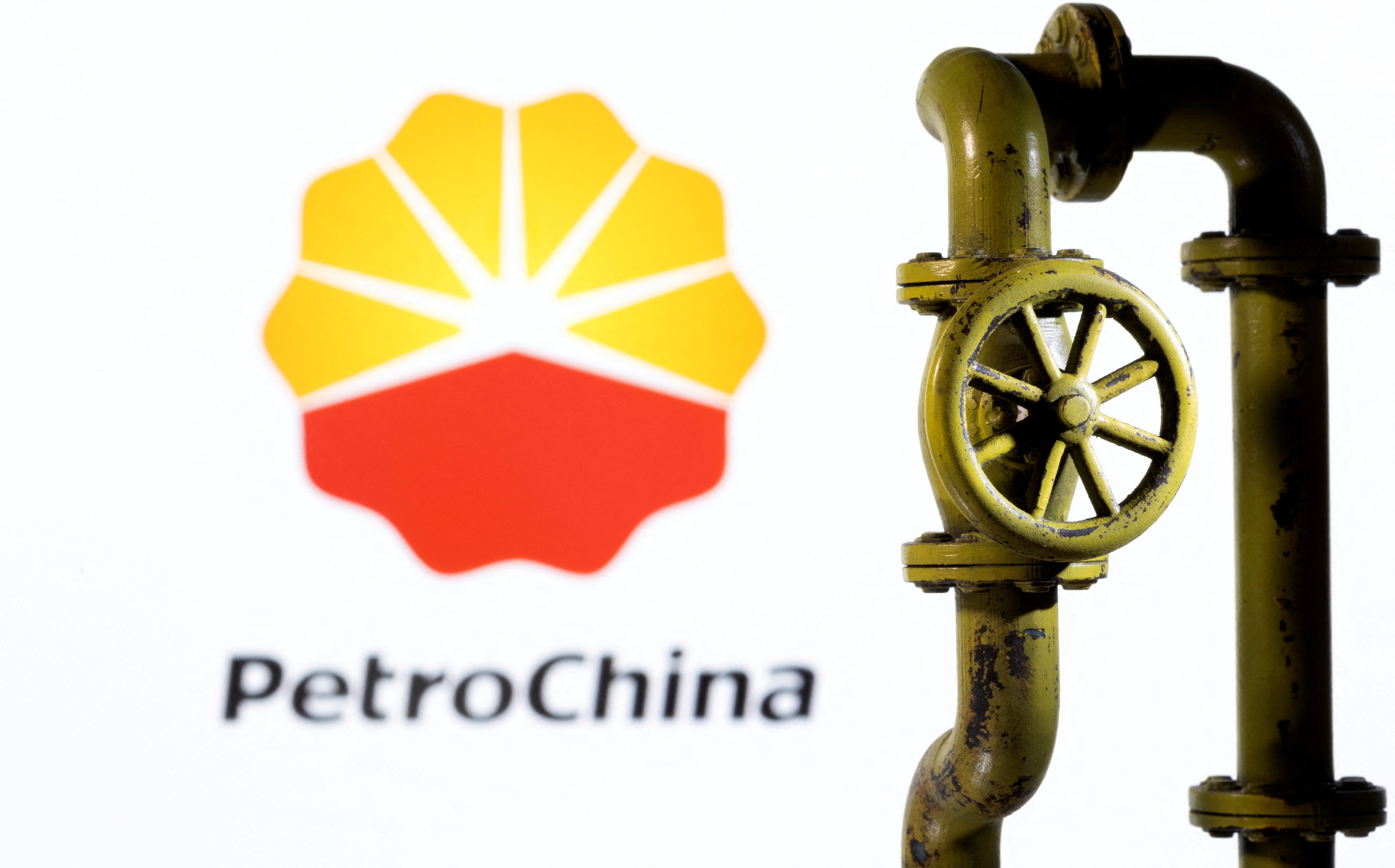 PetroChina signs LNG deal with Malaysia's Petronas Reuters
