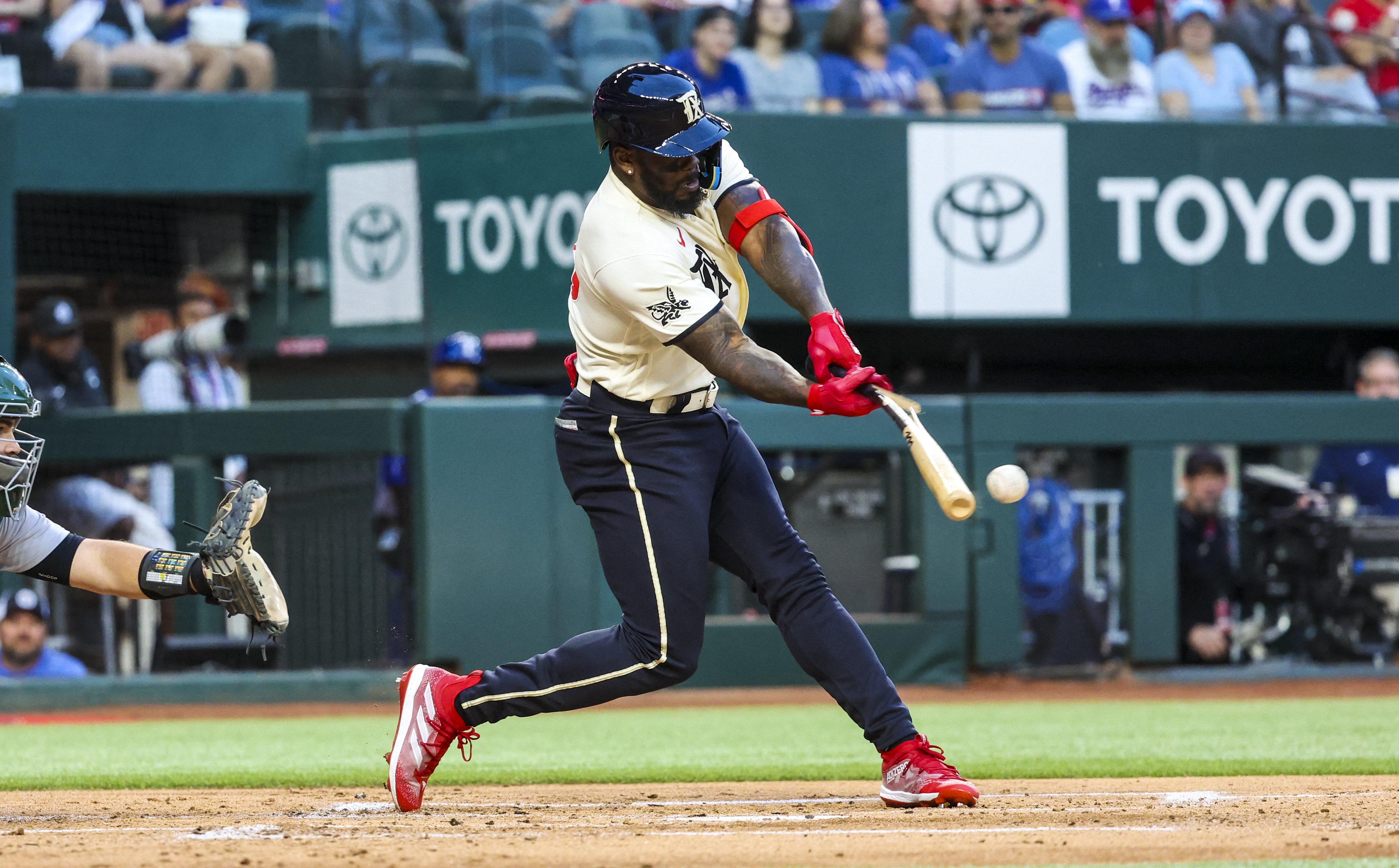 Nats snap 5-game skid with win over AL West-leading Rangers