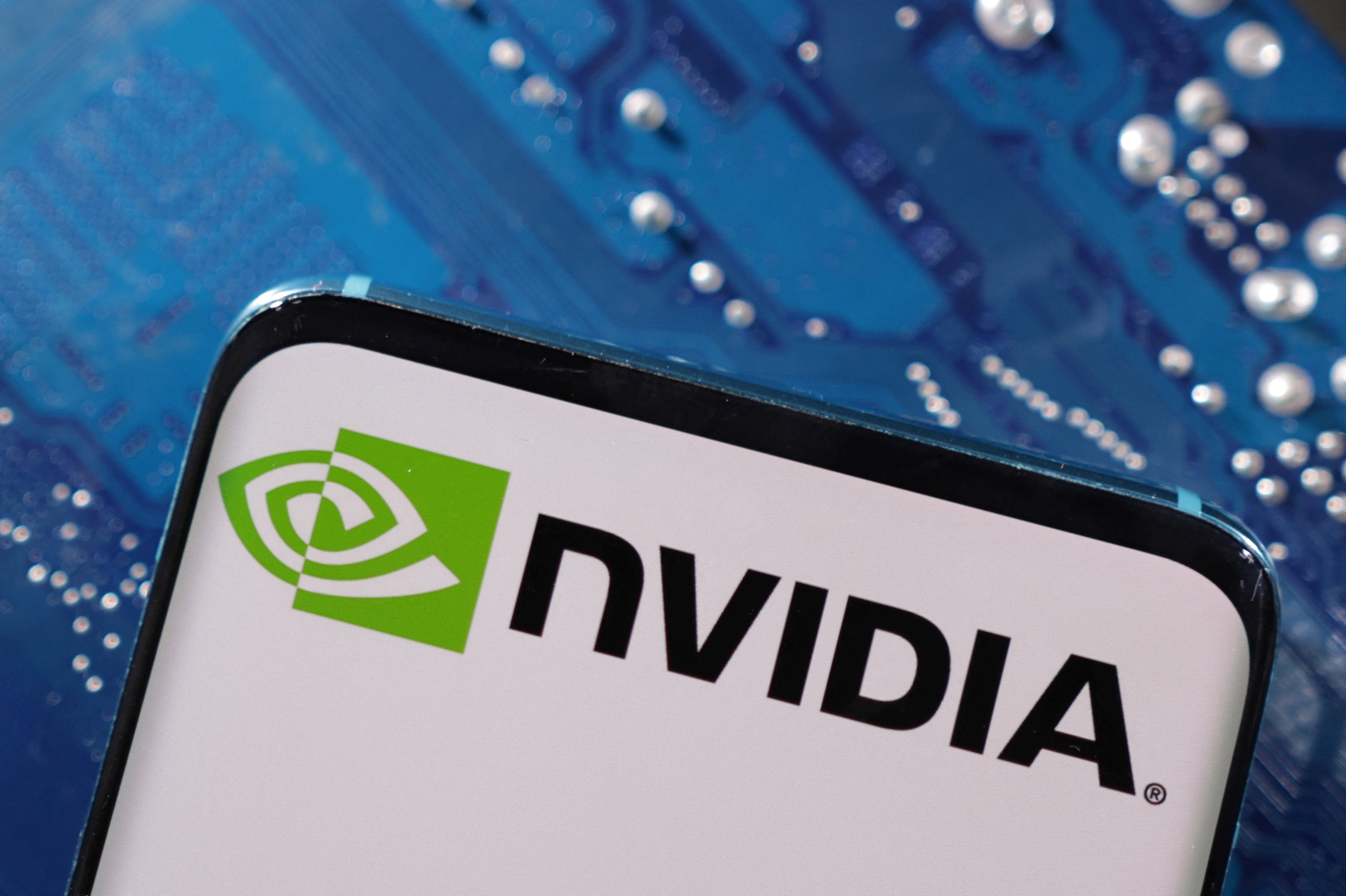udkast Eddike let Nvidia shows new research on using AI to improve chip designs | Reuters