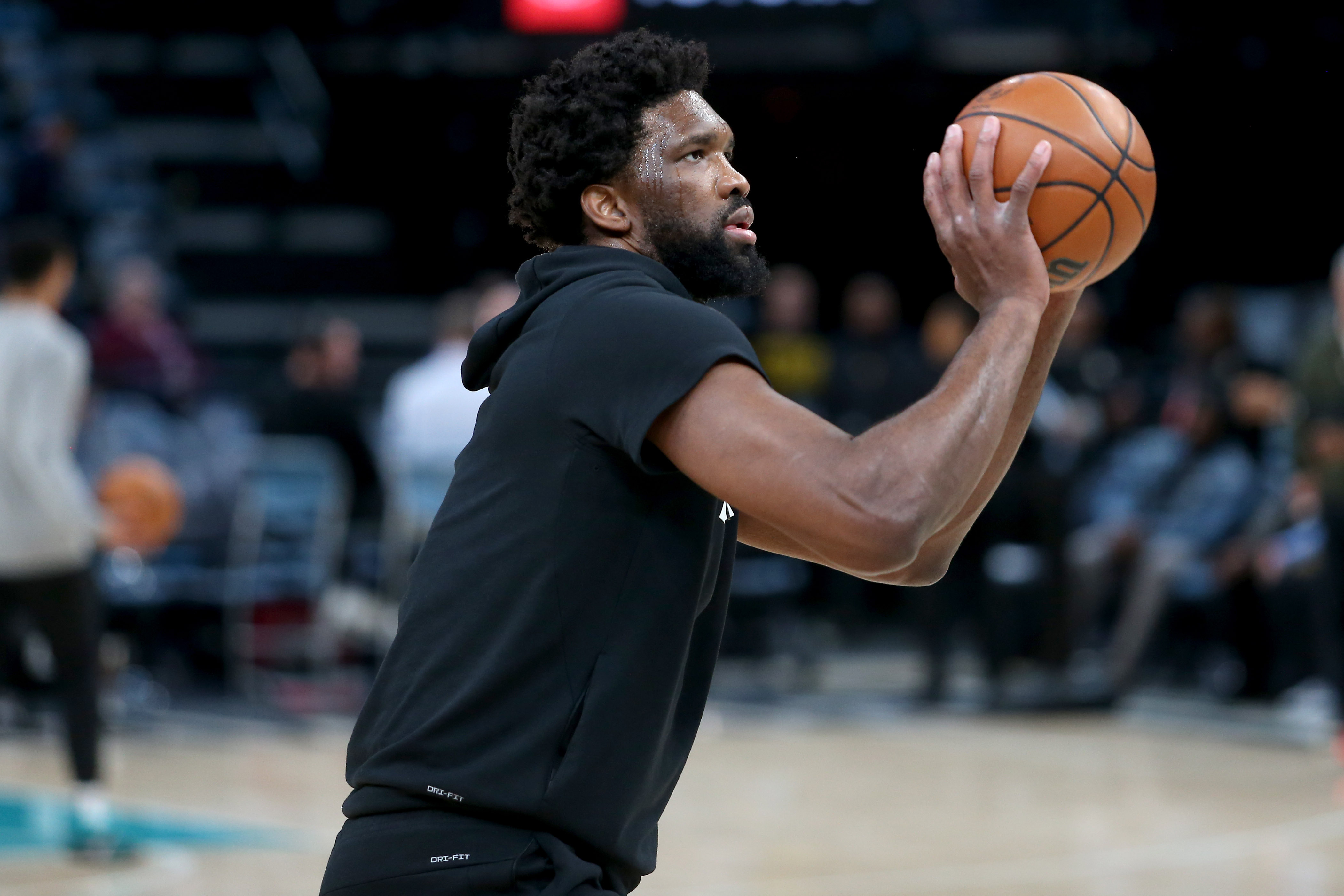 VJ Edgecombe's trey late in OT leads Sixers past Grizzlies | Reuters