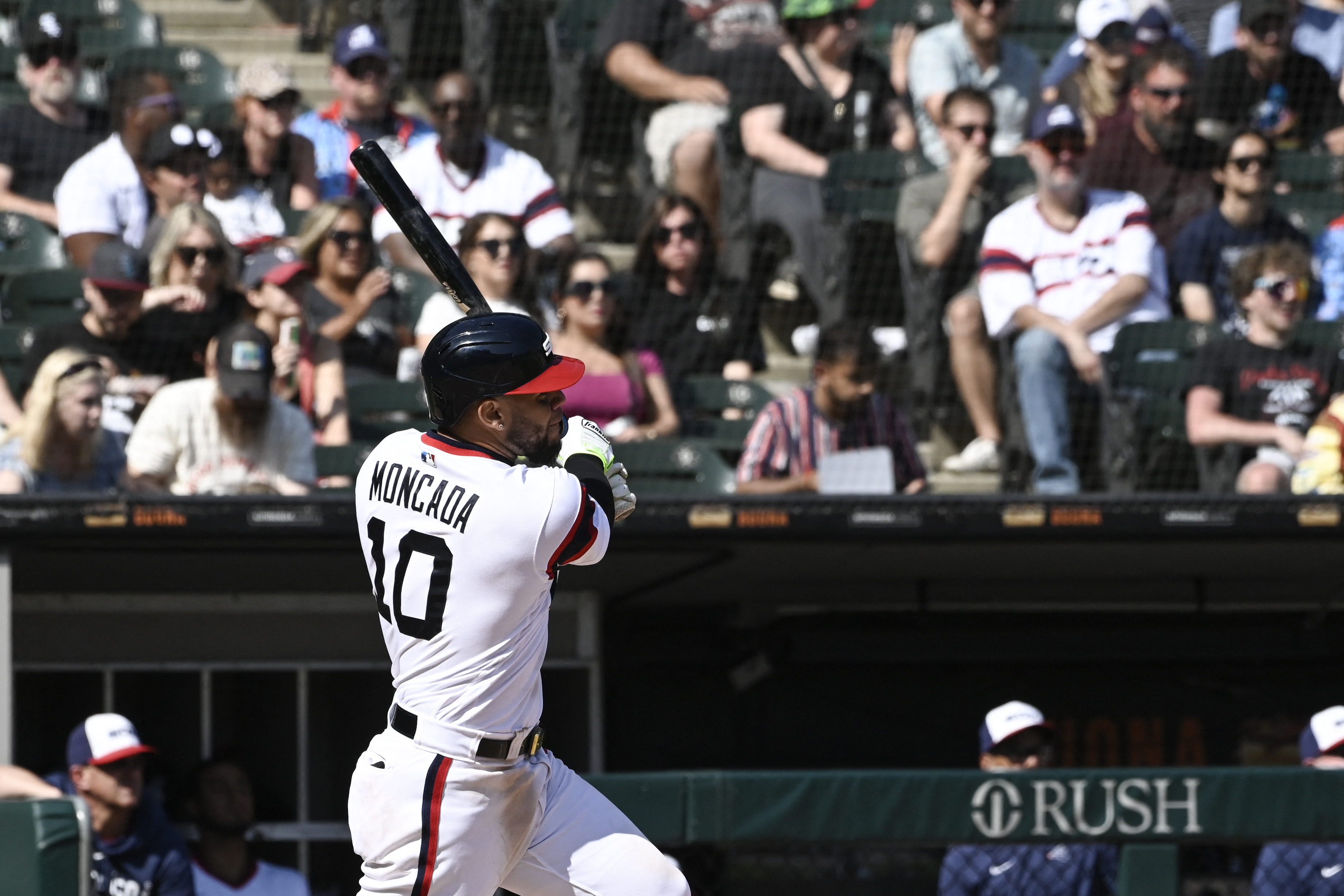 Moncada, Cueto lead White Sox past Astros 4-2