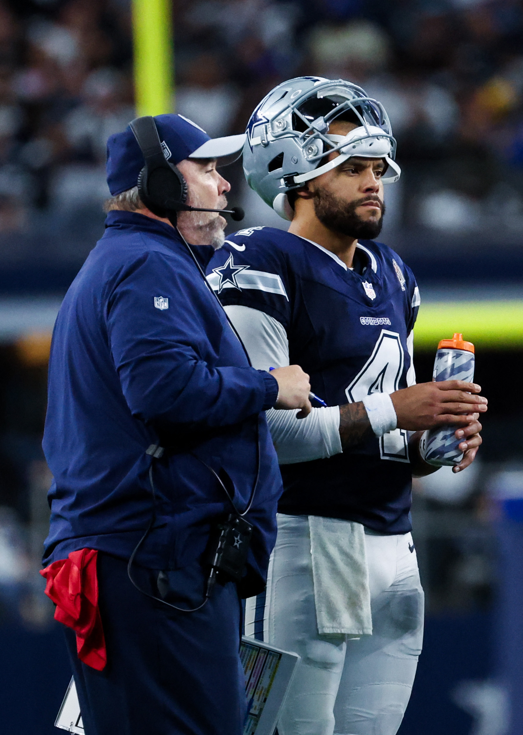 Cowboys Clobber Rams Behind Dak Prescott's Four Tds 