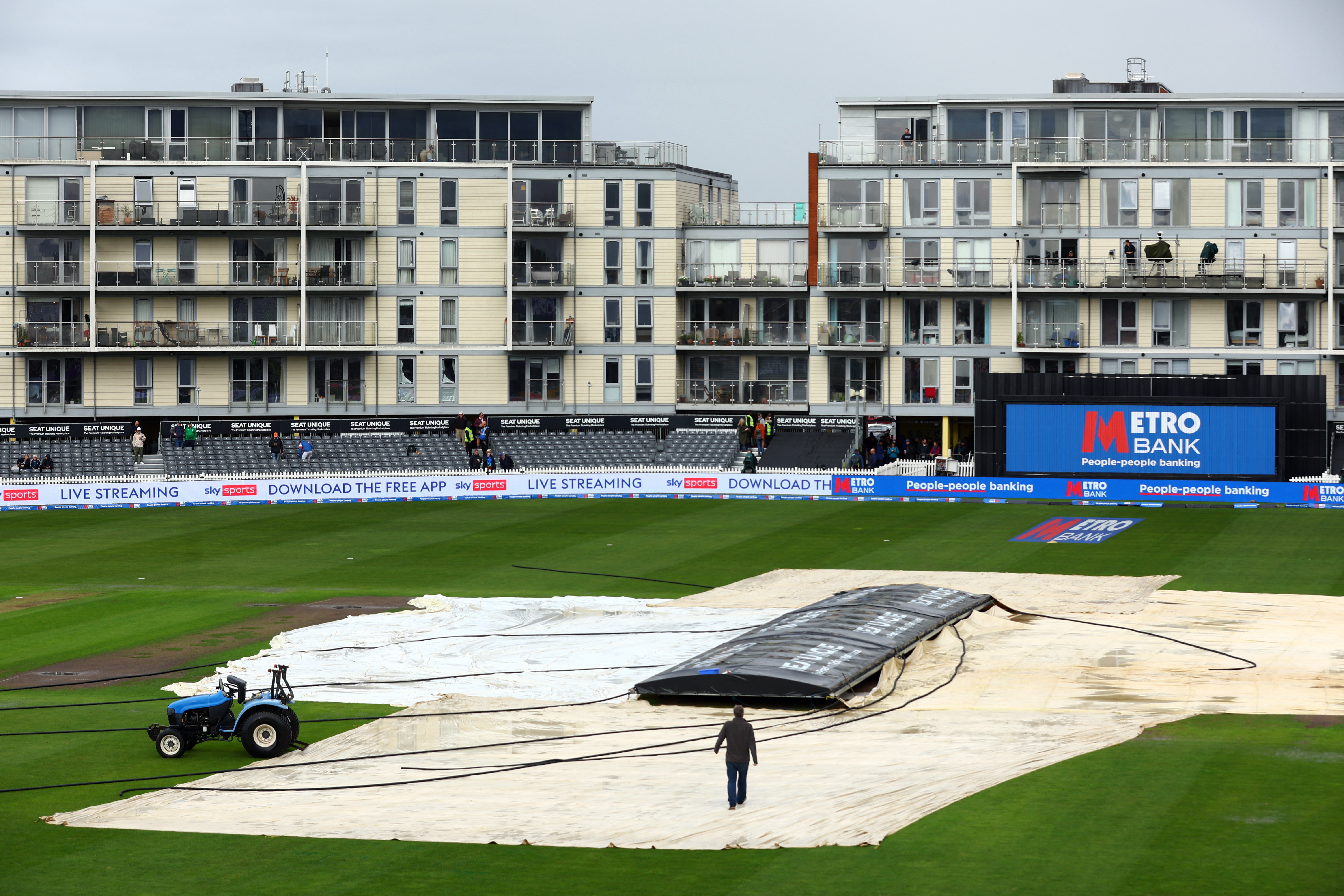 Rain washes out third England v Ireland one-dayer Reuters