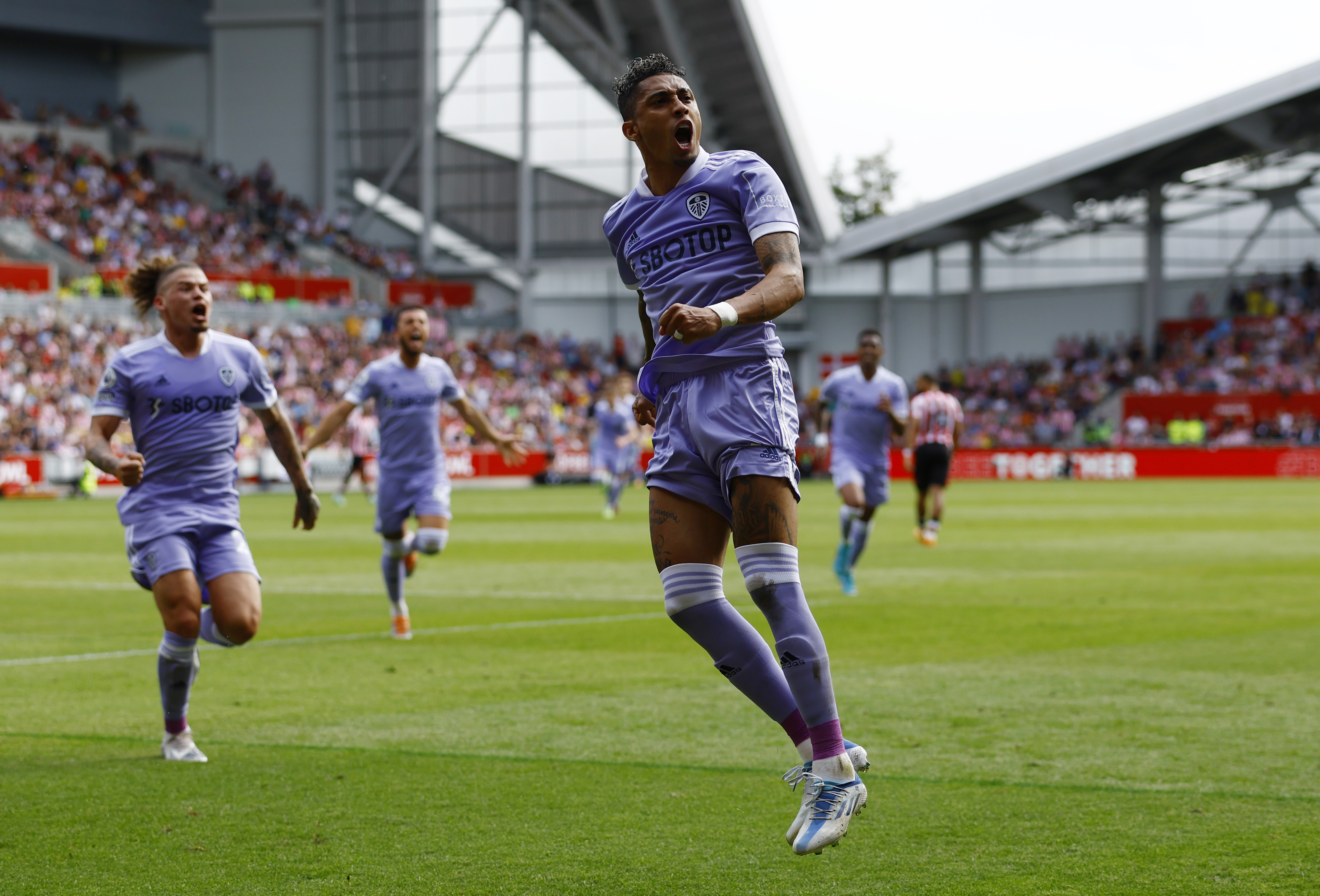 Leeds United announces Vitality as its Official Wellness Partner