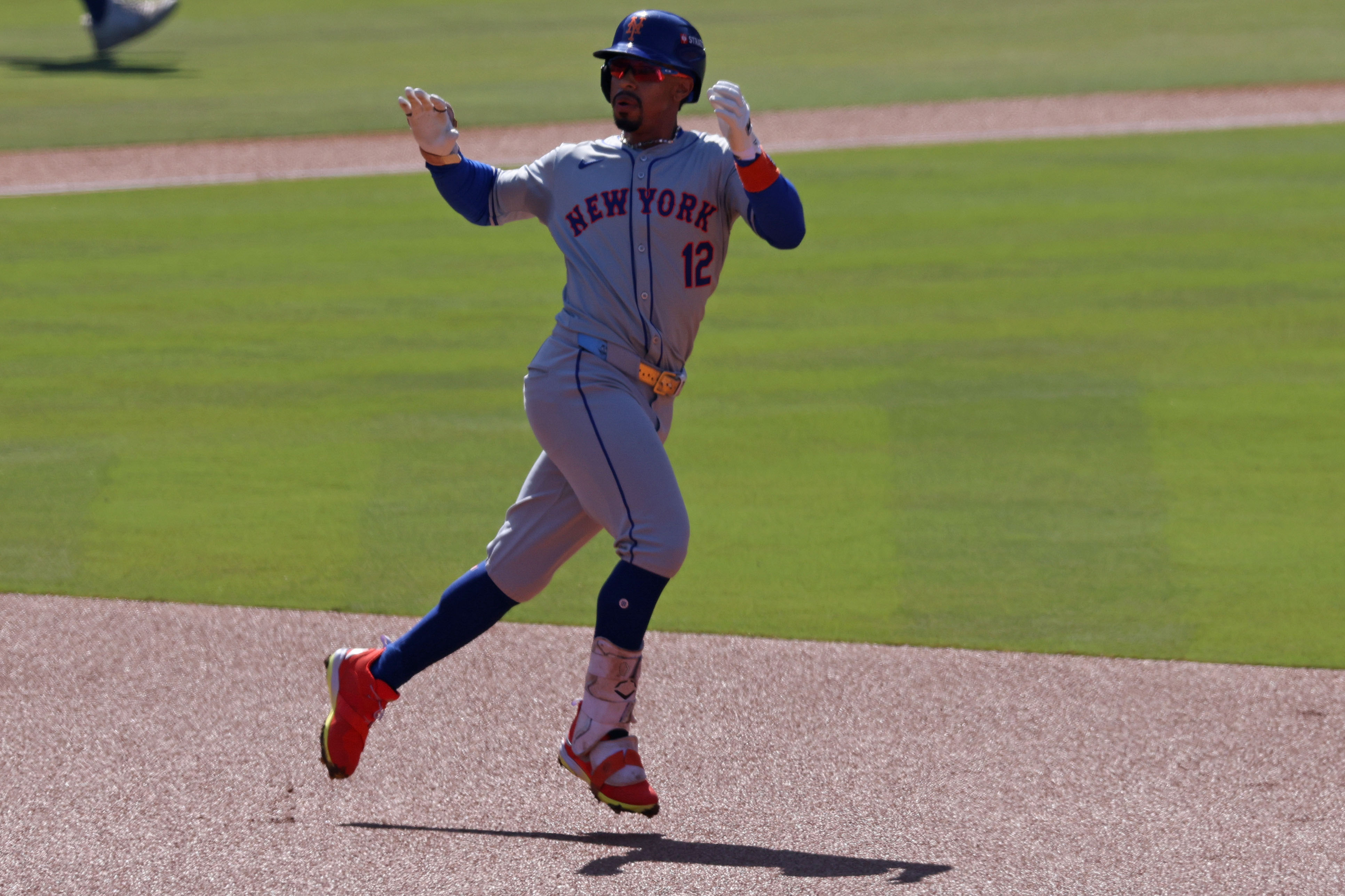 Unbelievable! Neto'S Leadoff Power Stuns The Dodgers And Baseball Fans! - 95tfj1k