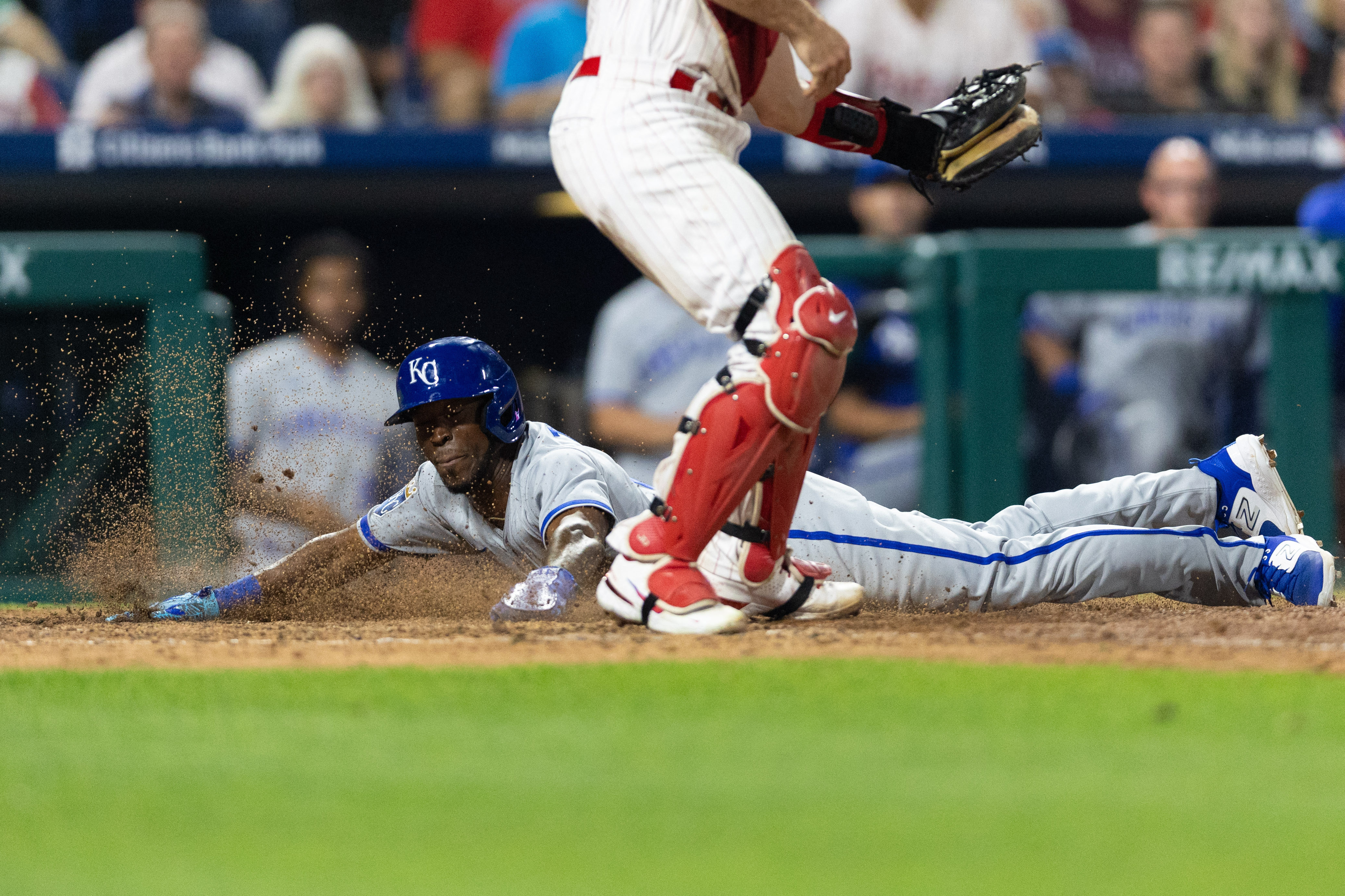 Royals' Bobby Witt Jr. makes history vs. Phillies as streaking