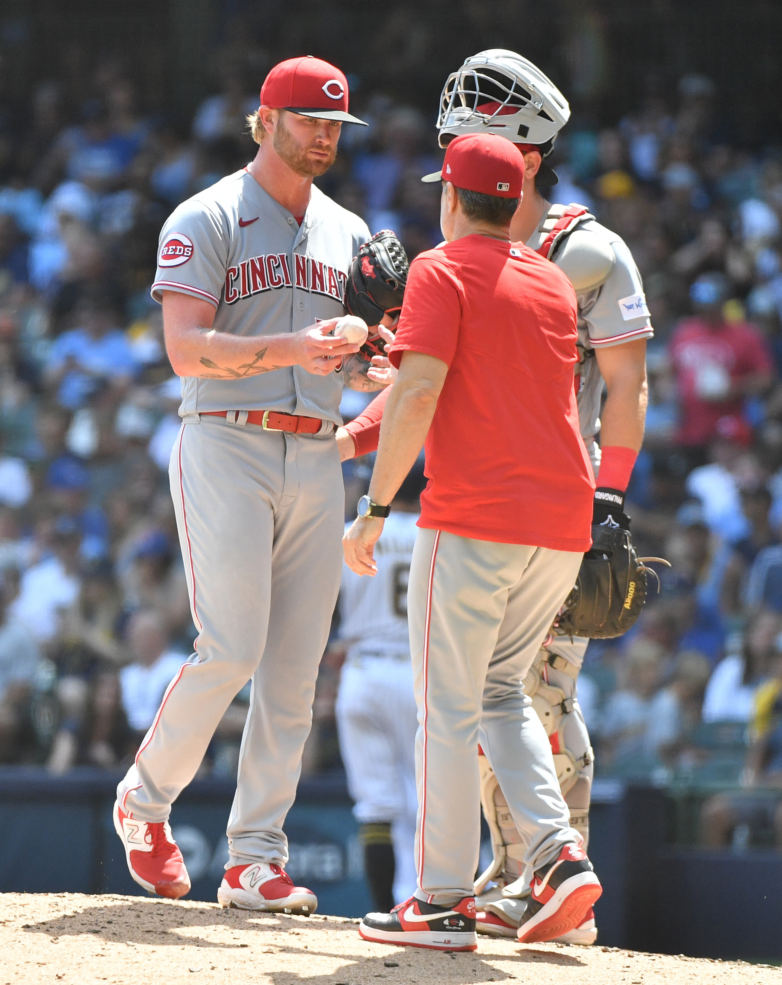 C. Notes: The Reds bullpen gets it done; Joey Votto's on a roll; Wade Miley  adjusts - The Athletic