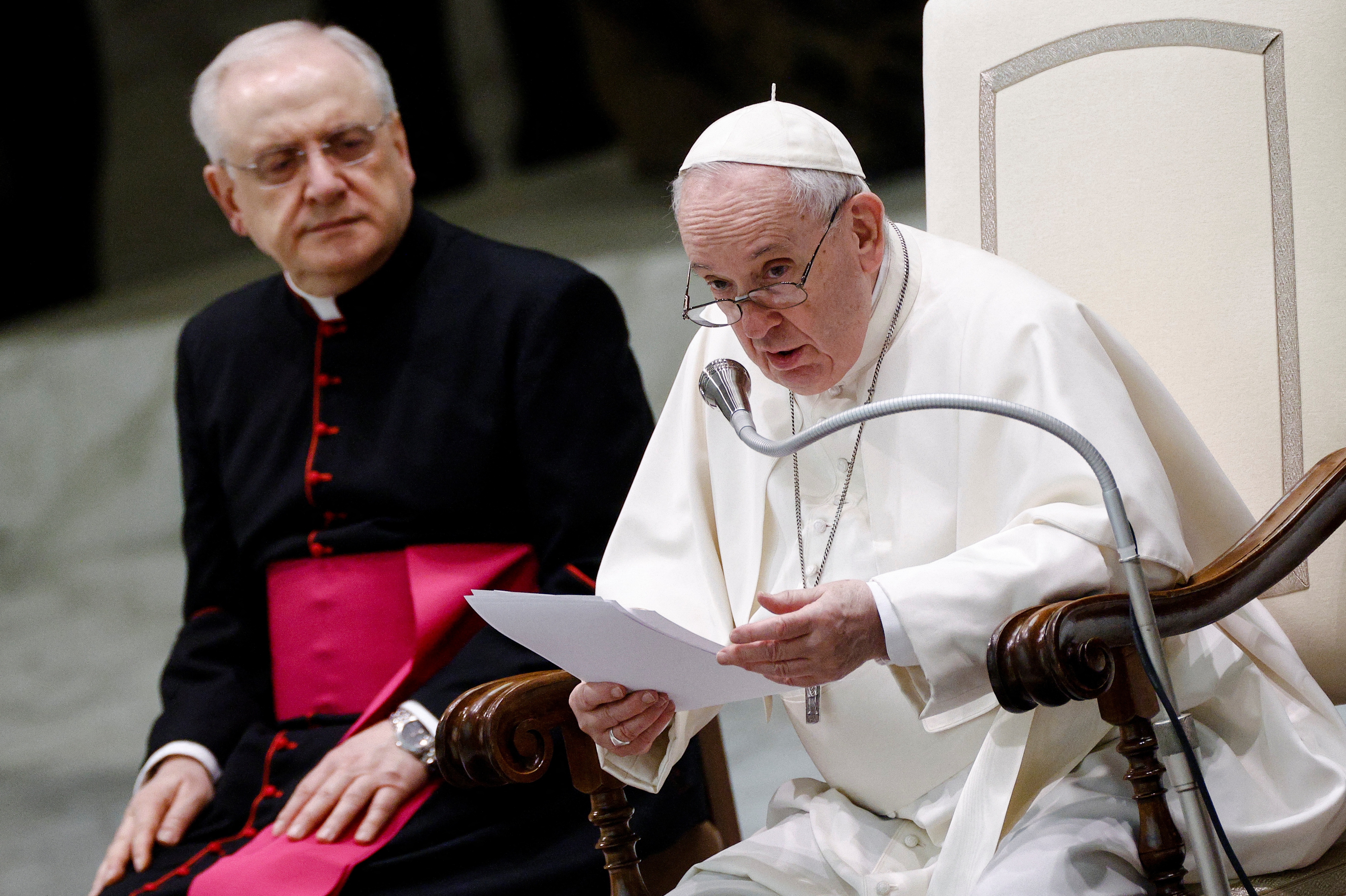 fyrretræ Mars Berolige Pope says threat of war in Ukraine causes 'pain in my heart' | Reuters