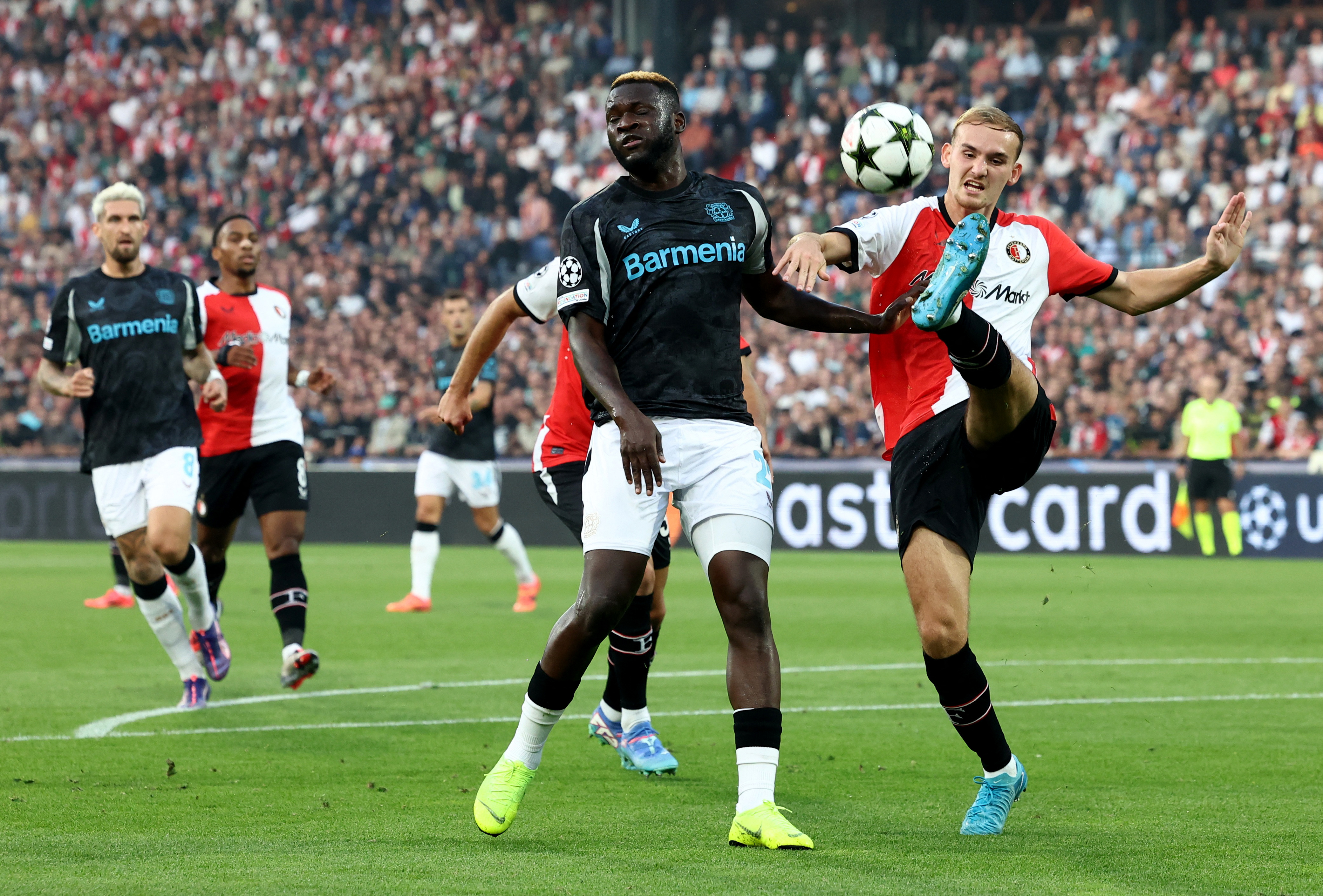 Bayer Leverkusen earn convincing Champions League win over Feyenoord |  Reuters