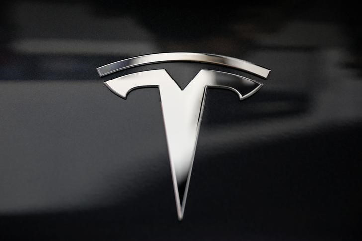 A Tesla logo is seen in Los Angeles