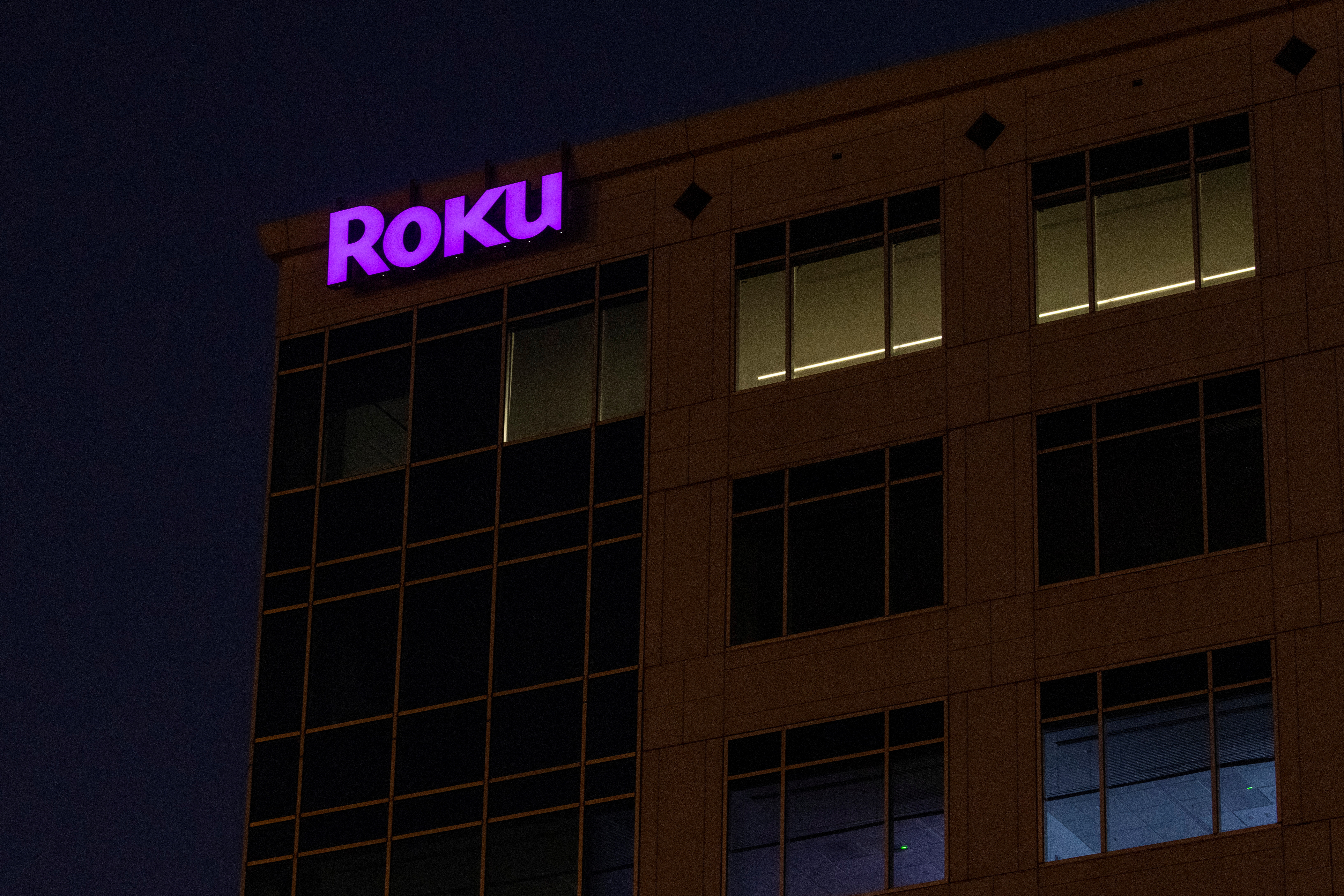 The Roku company logo is displayed on a building in Austin, Texas, U.S., October 25, 2021. REUTERS/Mike Blake